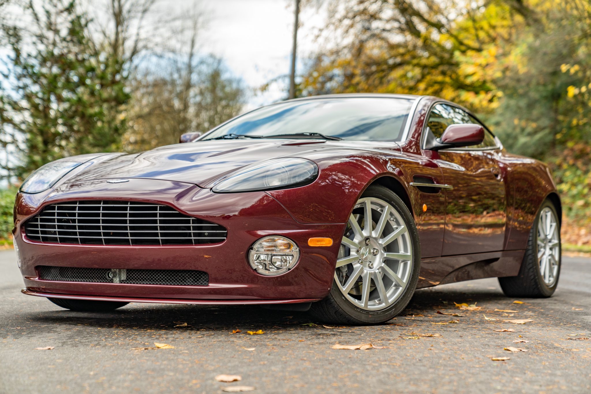 2005 Aston Martin Vanquish 