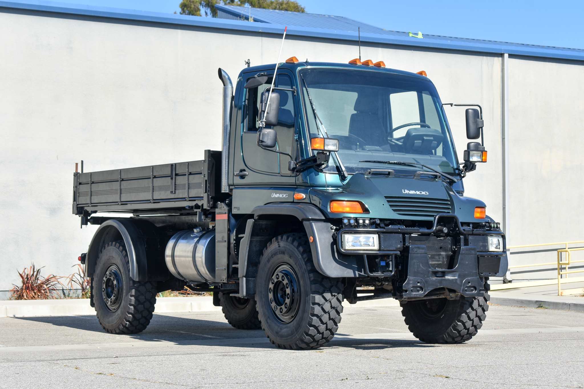 2006 Mercedes-Benz Unimog 