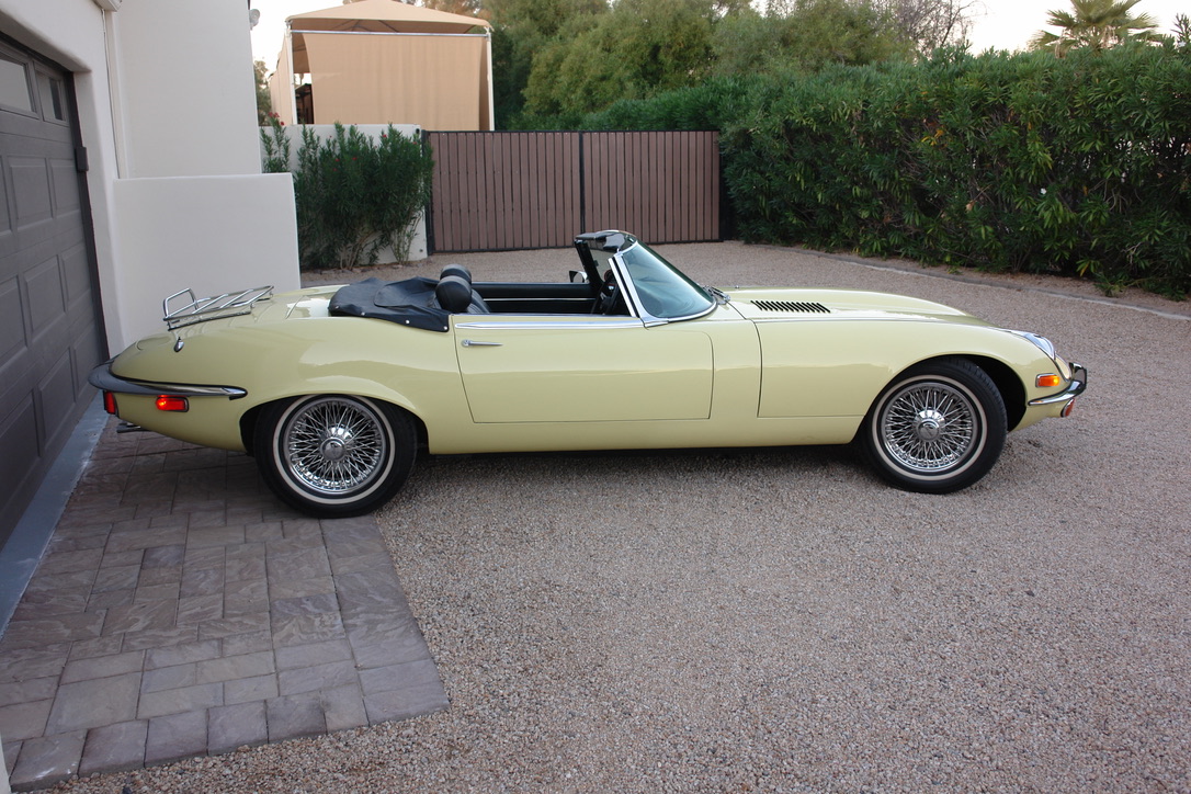 1974 Jaguar XKE Series III 