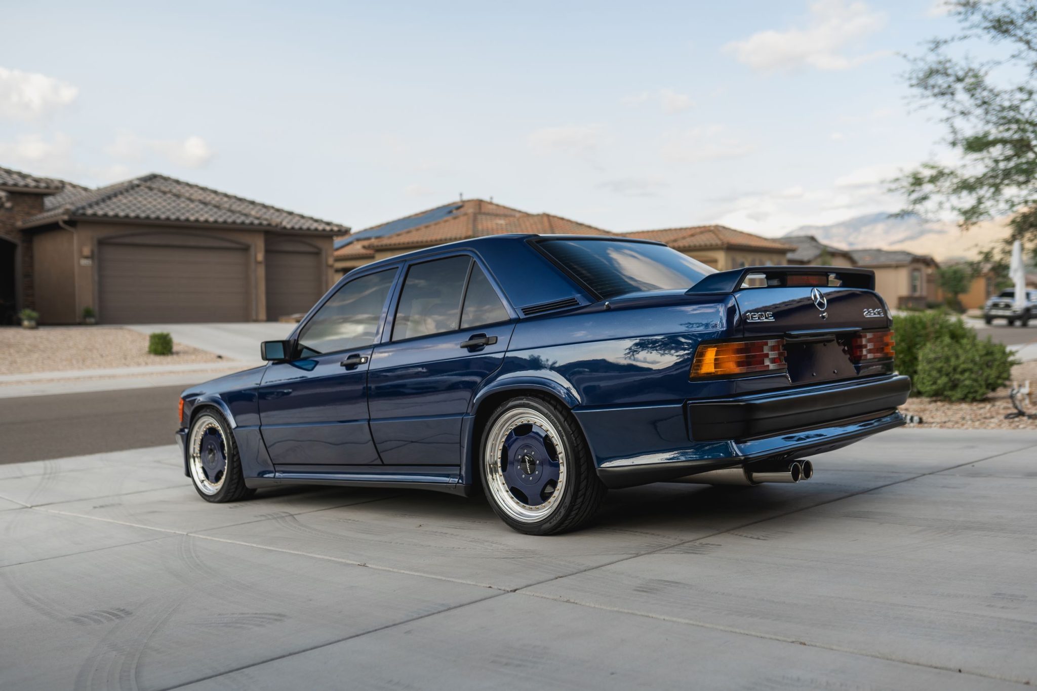 1986 Mercedes-Benz 190E 2.3-16 & 2.5-16 