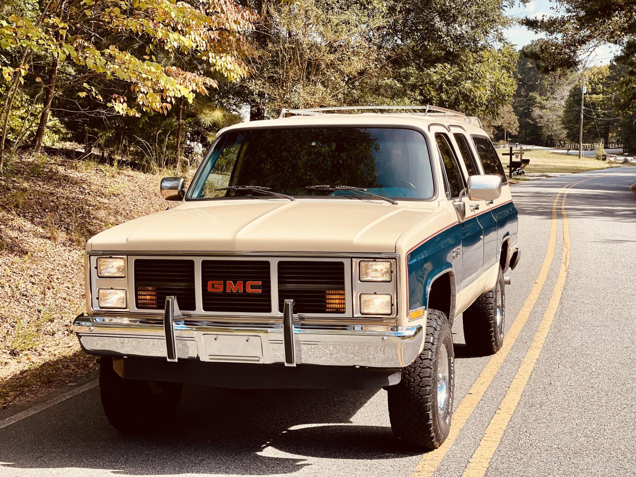 1988 GMC Suburban (1973-1991) 
