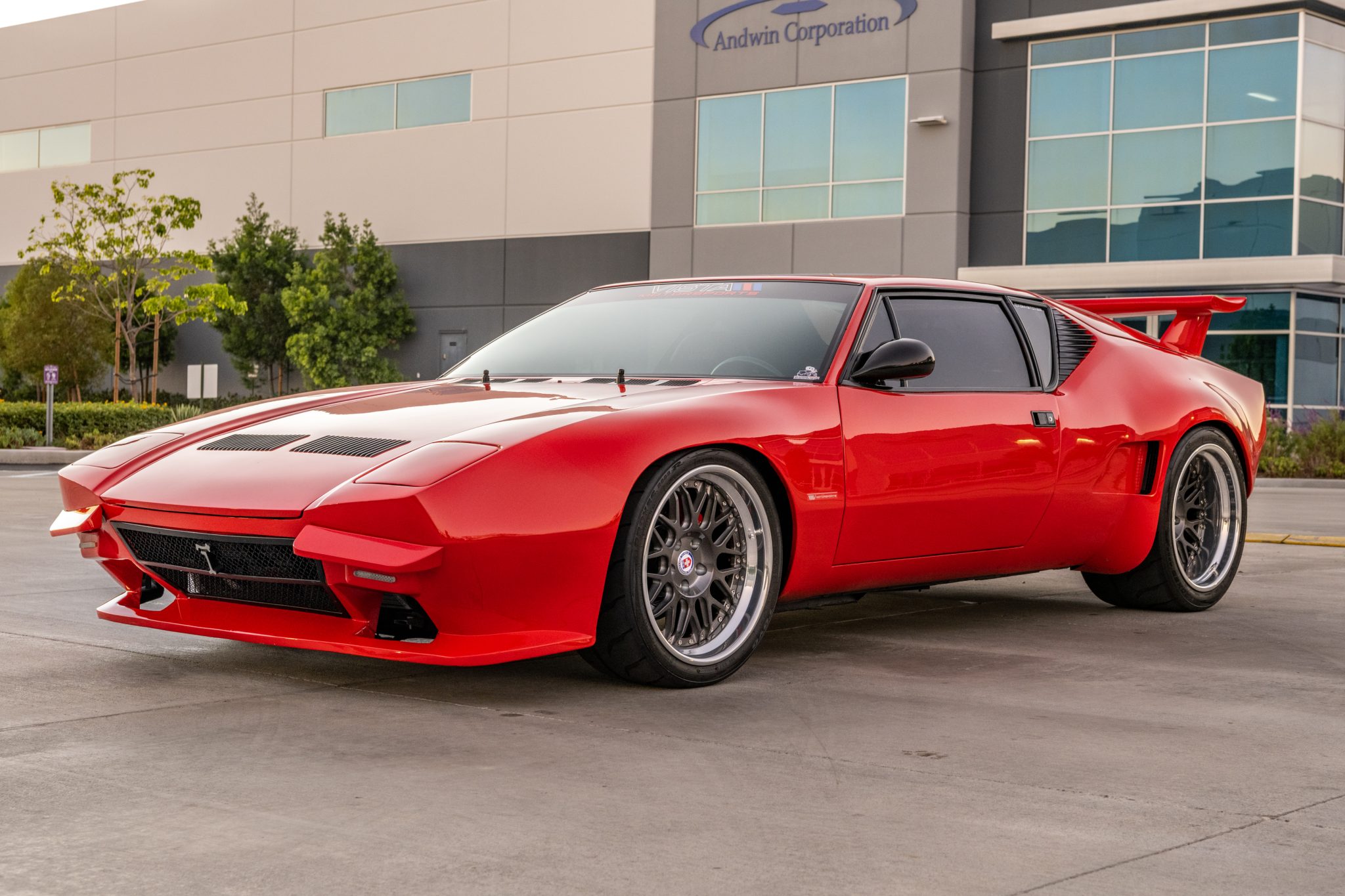 1972 DeTomaso Pantera 