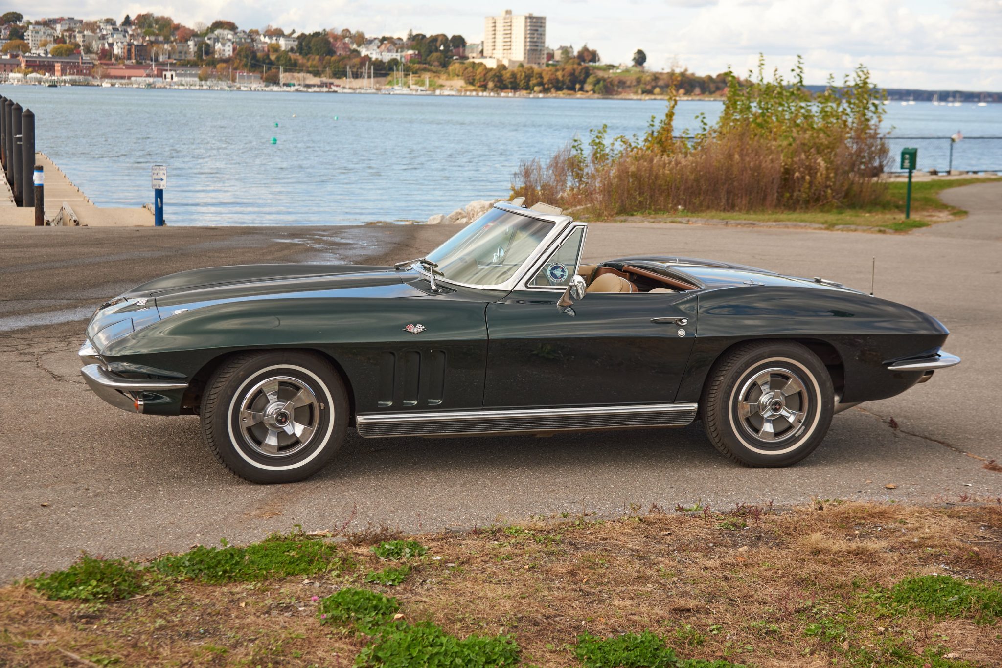 1966 Chevrolet Corvette C2 