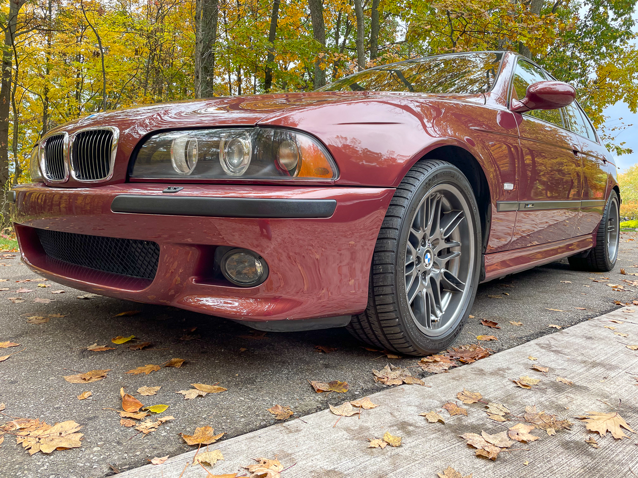2003 BMW E39 M5 