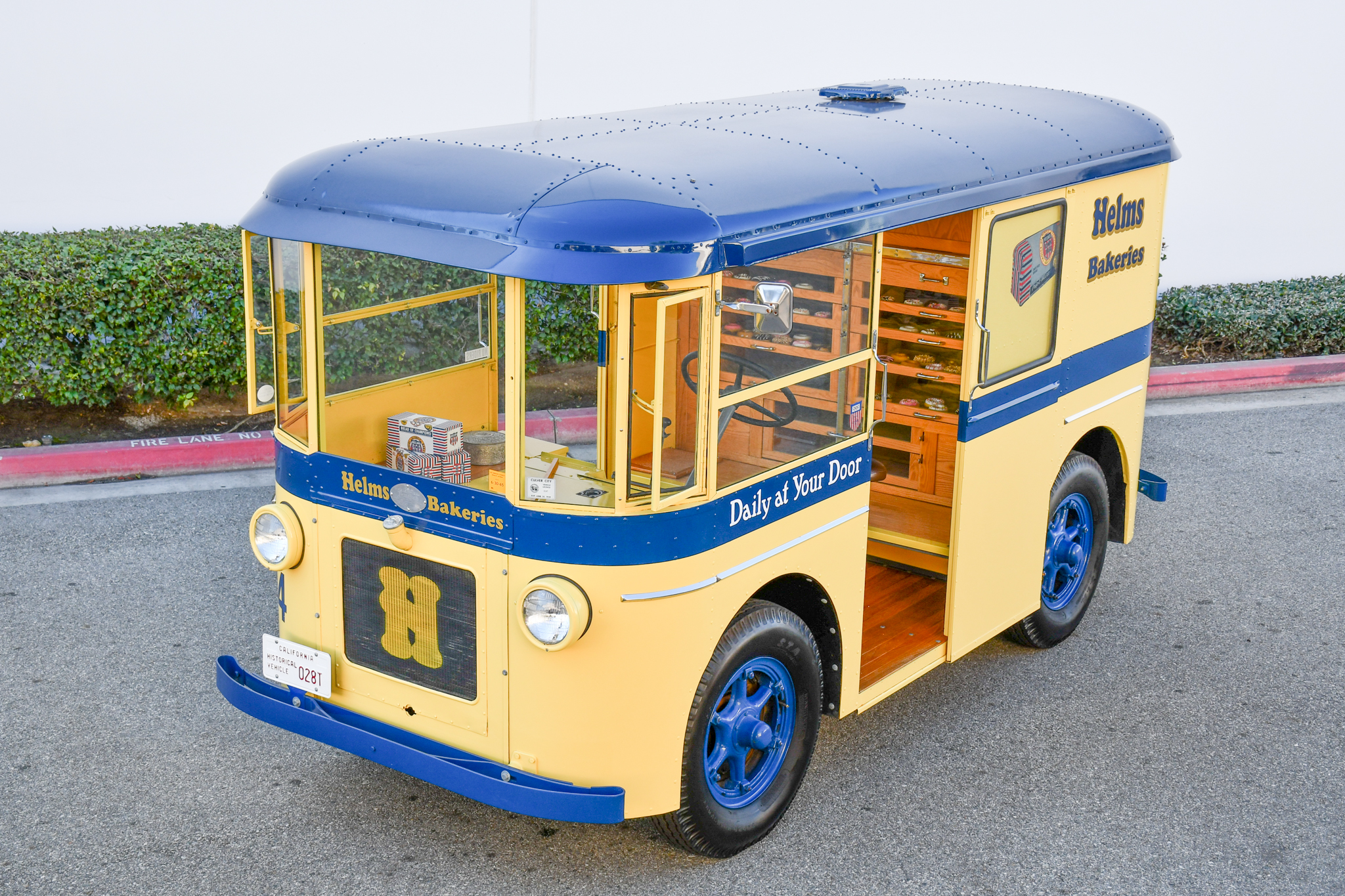 1933 Twin Coach Delivery Truck 