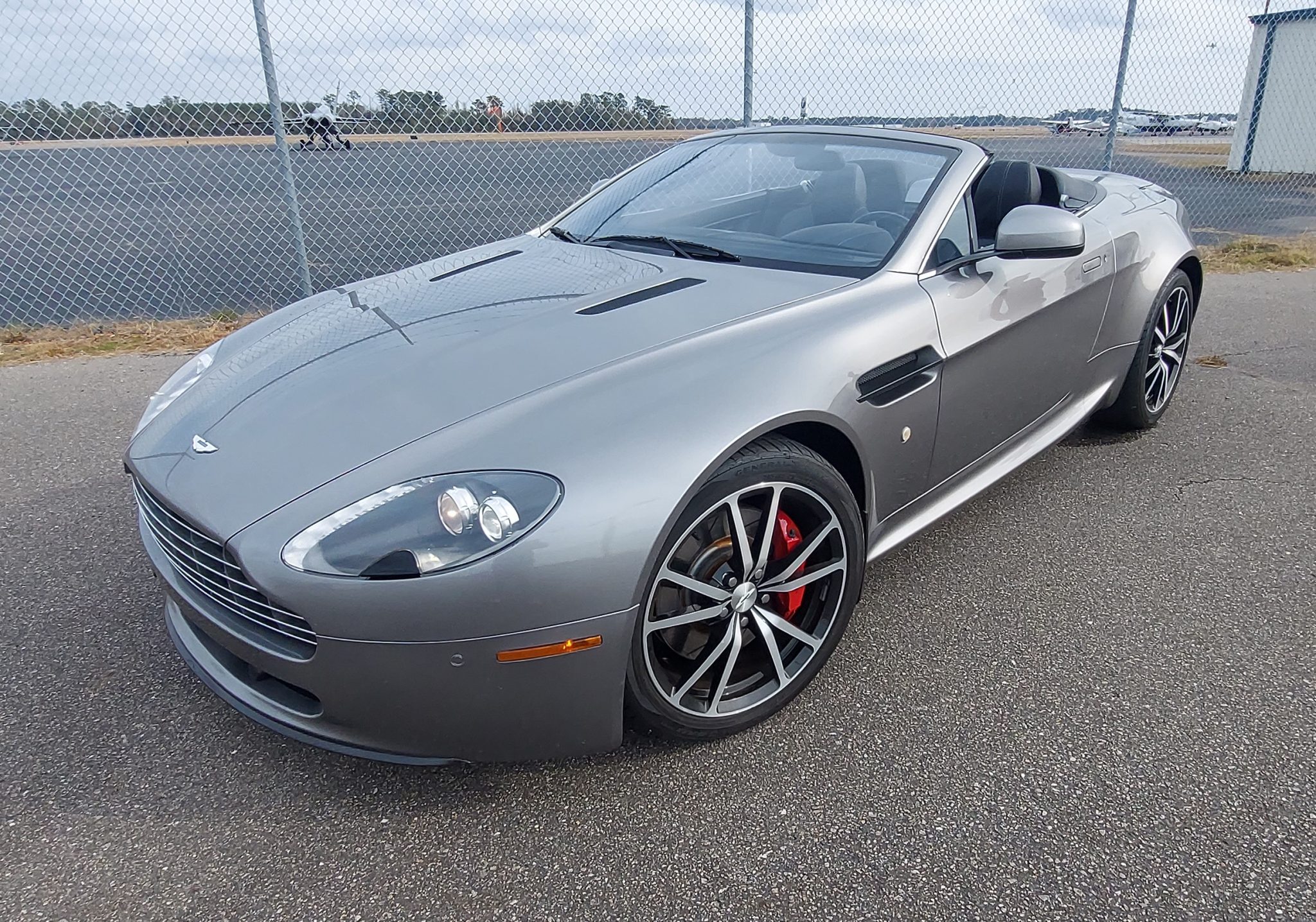 2011 Aston Martin V8 Vantage (2006+)