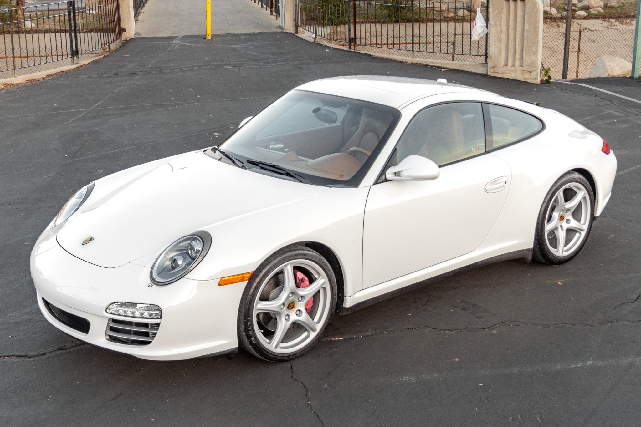2011 Porsche 997 911 (Non-Turbo/GT2/GT3) 