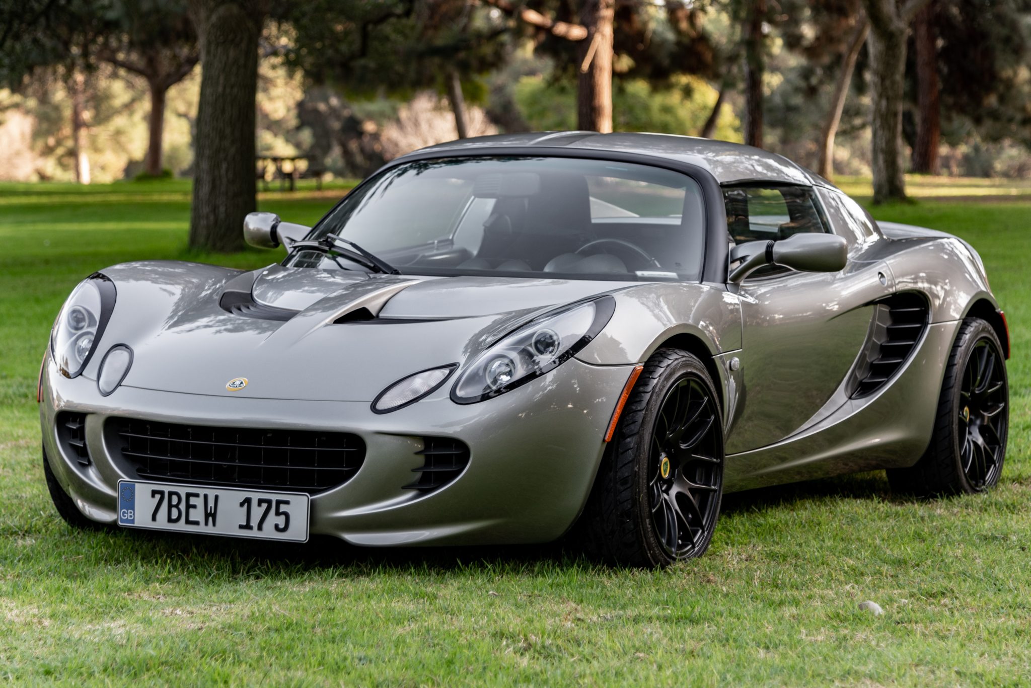 2005 Lotus Elise 