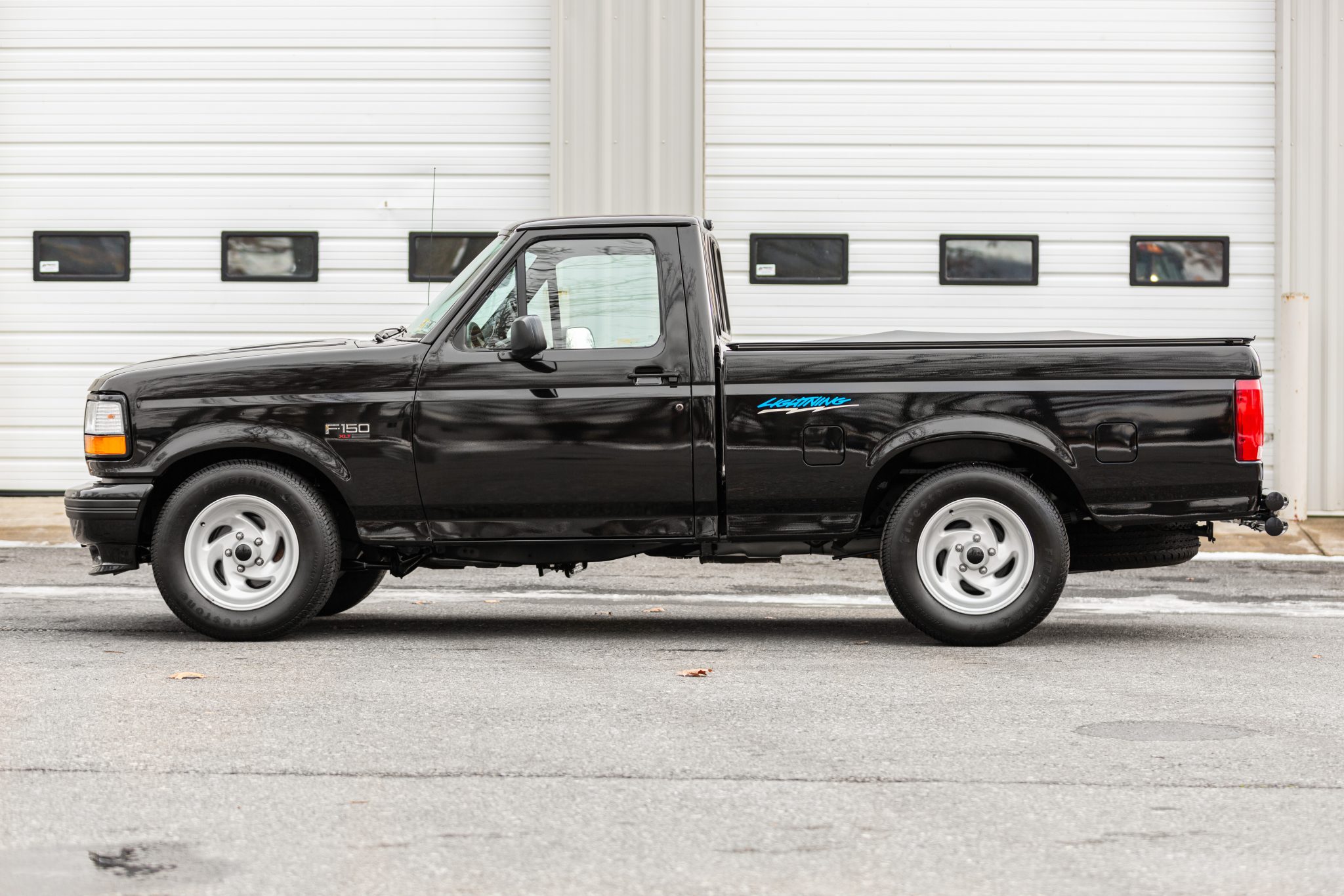 1993 Ford F-150 SVT Lightning 