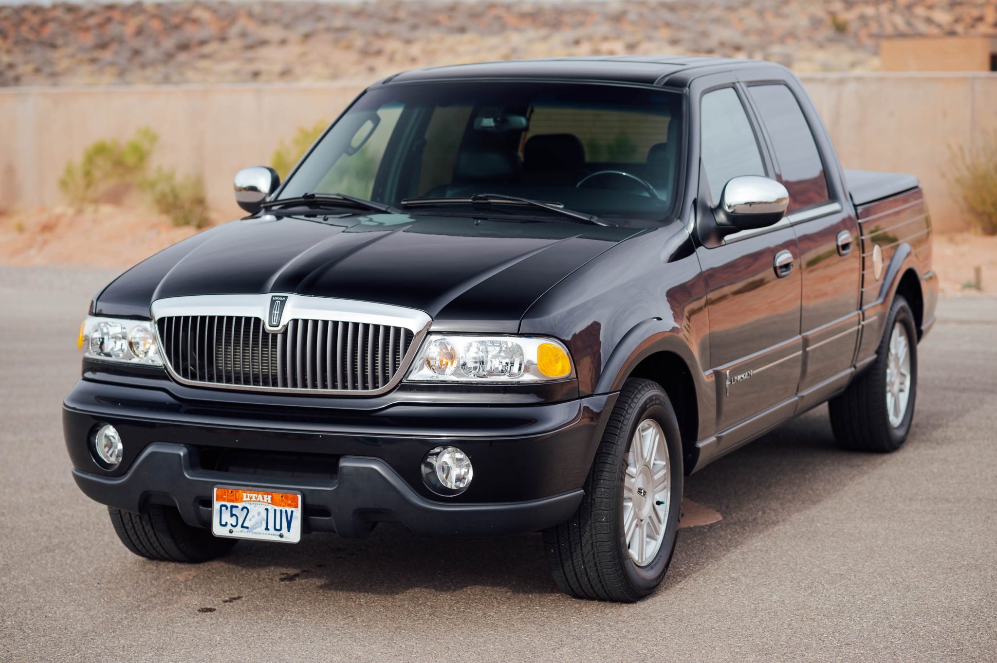 2002 Lincoln Blackwood 