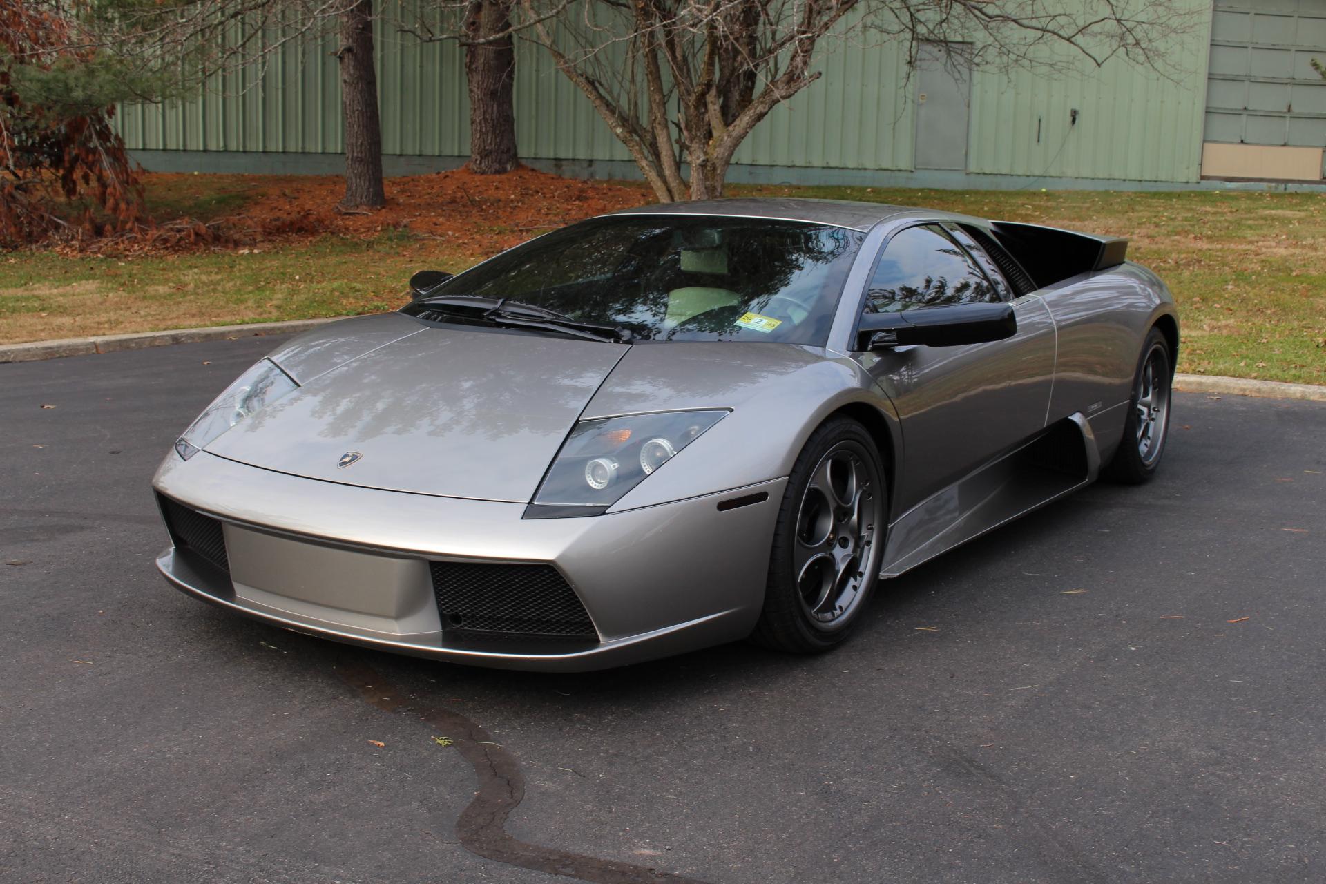 2004 Lamborghini Murciélago 
