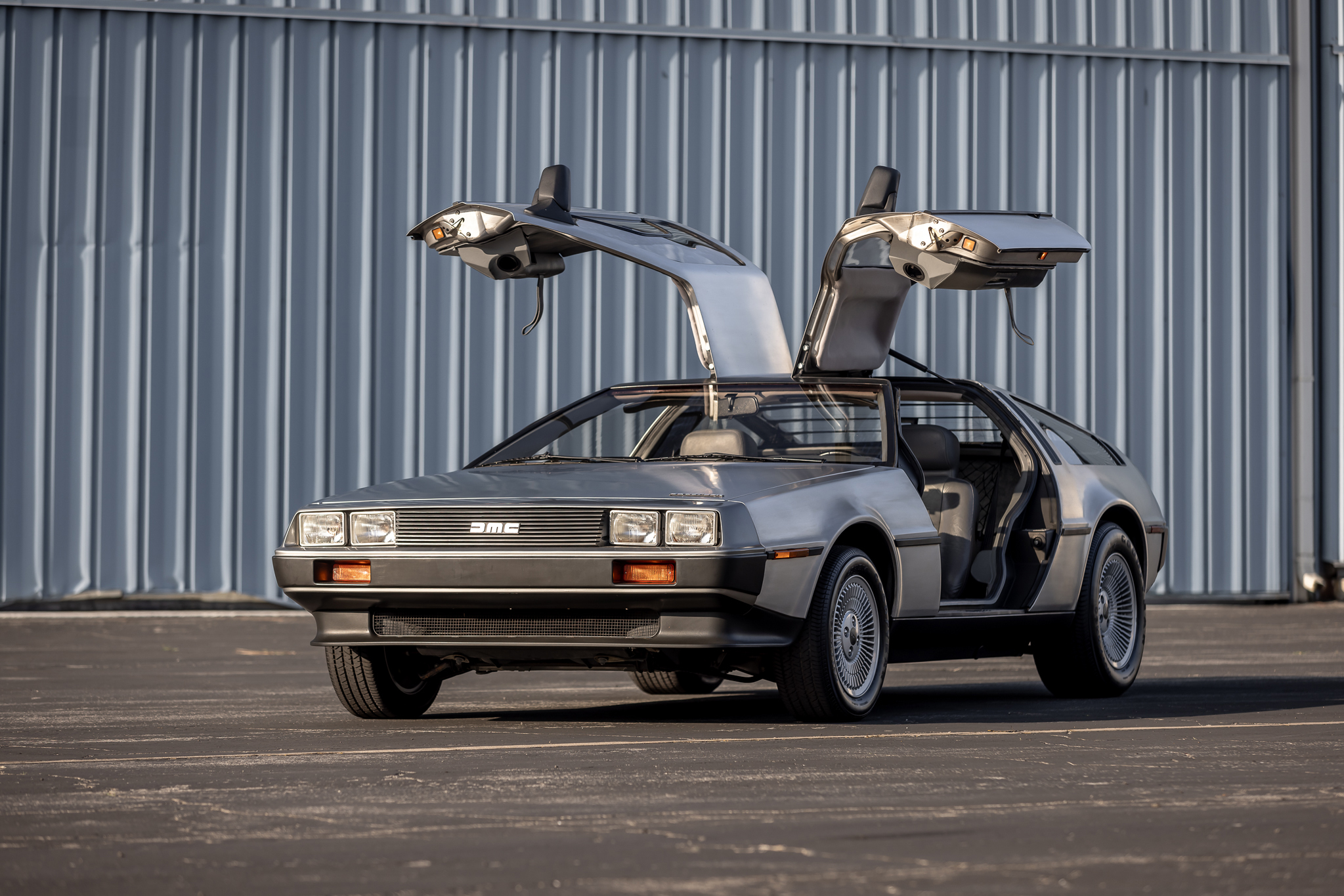 1982 DeLorean DMC-12 