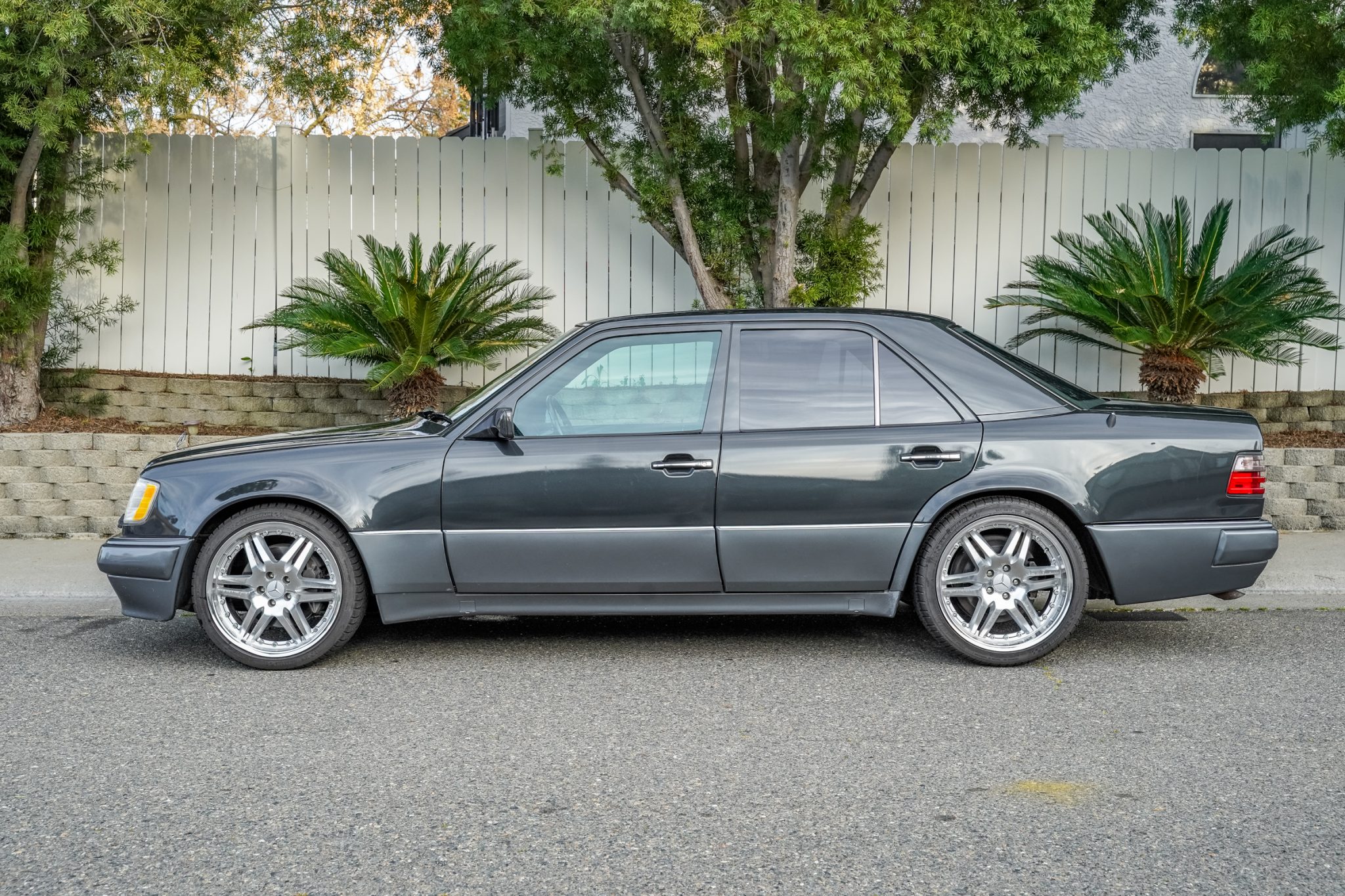1994 Mercedes-Benz 500E & E500 