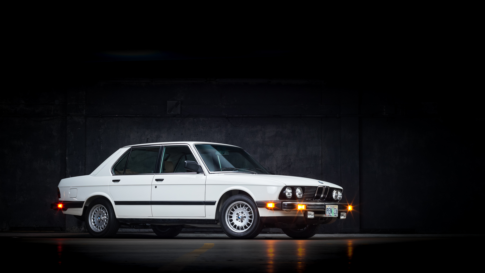 1988 BMW E28 5-Series 
