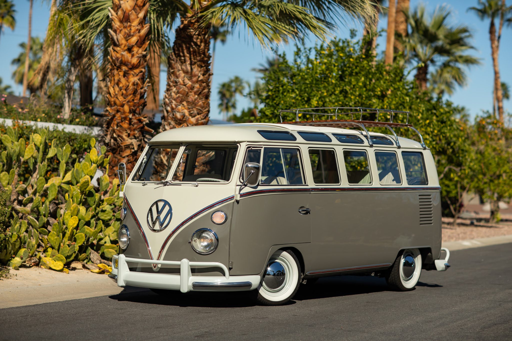 1964 Volkswagen Split-Window Bus 