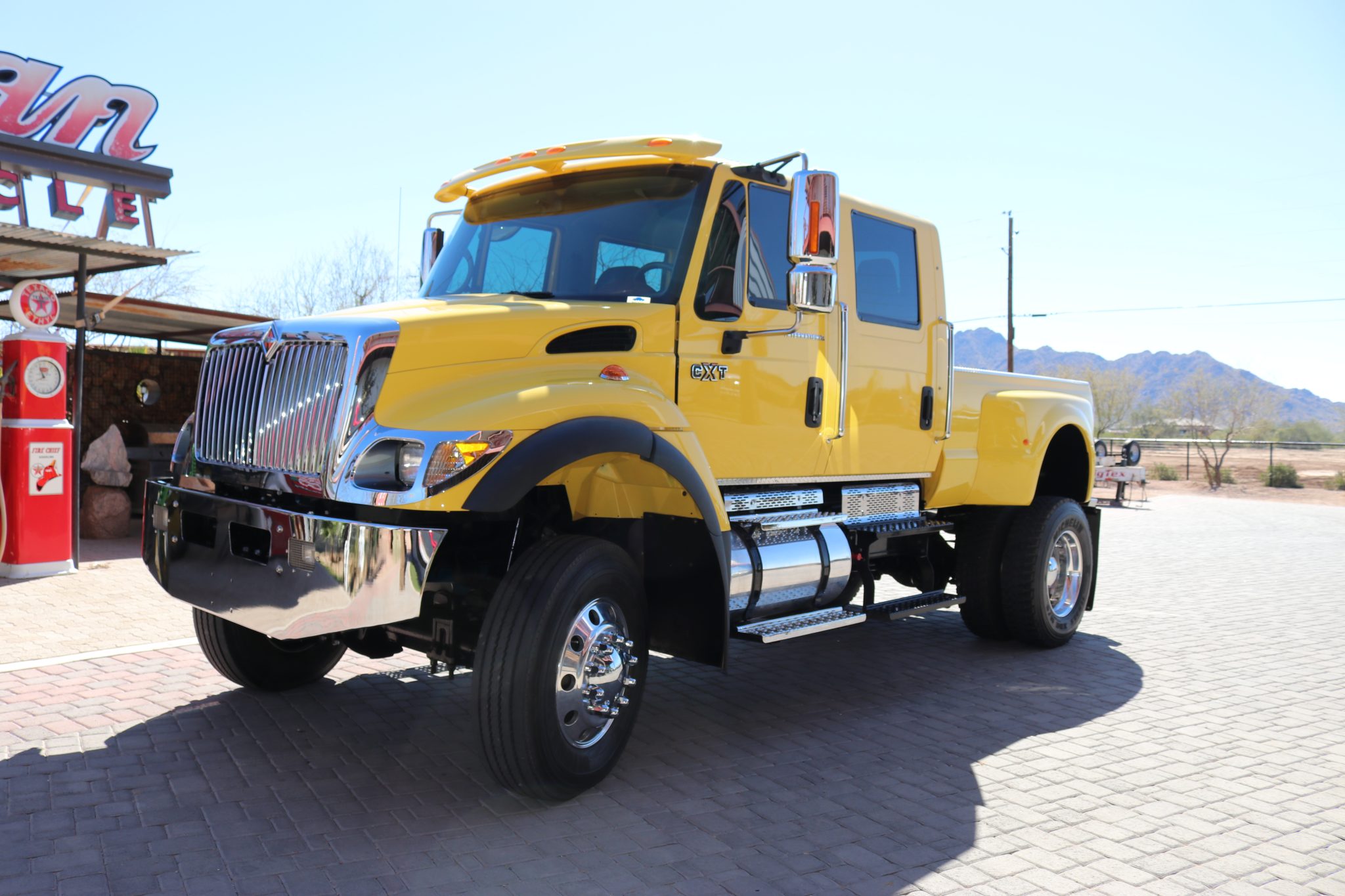 2006 International Harvester XT 
