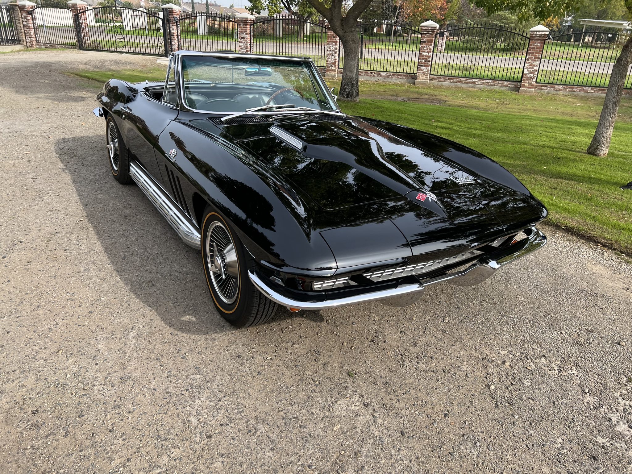 1966 Chevrolet Corvette C2 