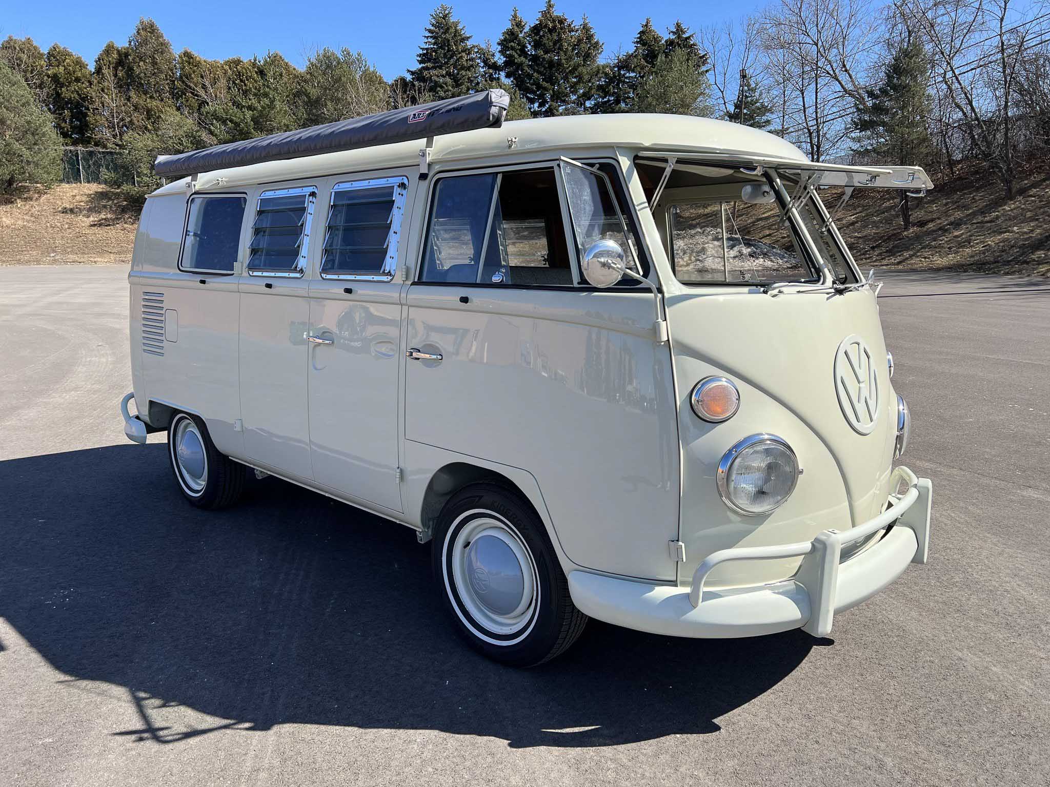 1967 Volkswagen Split-Window Camper 