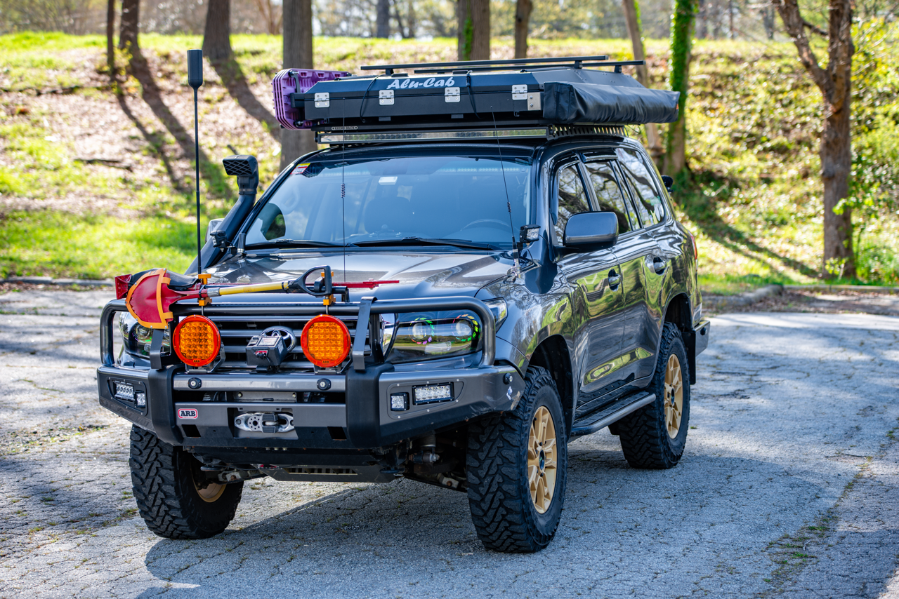 2011 Toyota Land Cruiser 200-Series 
