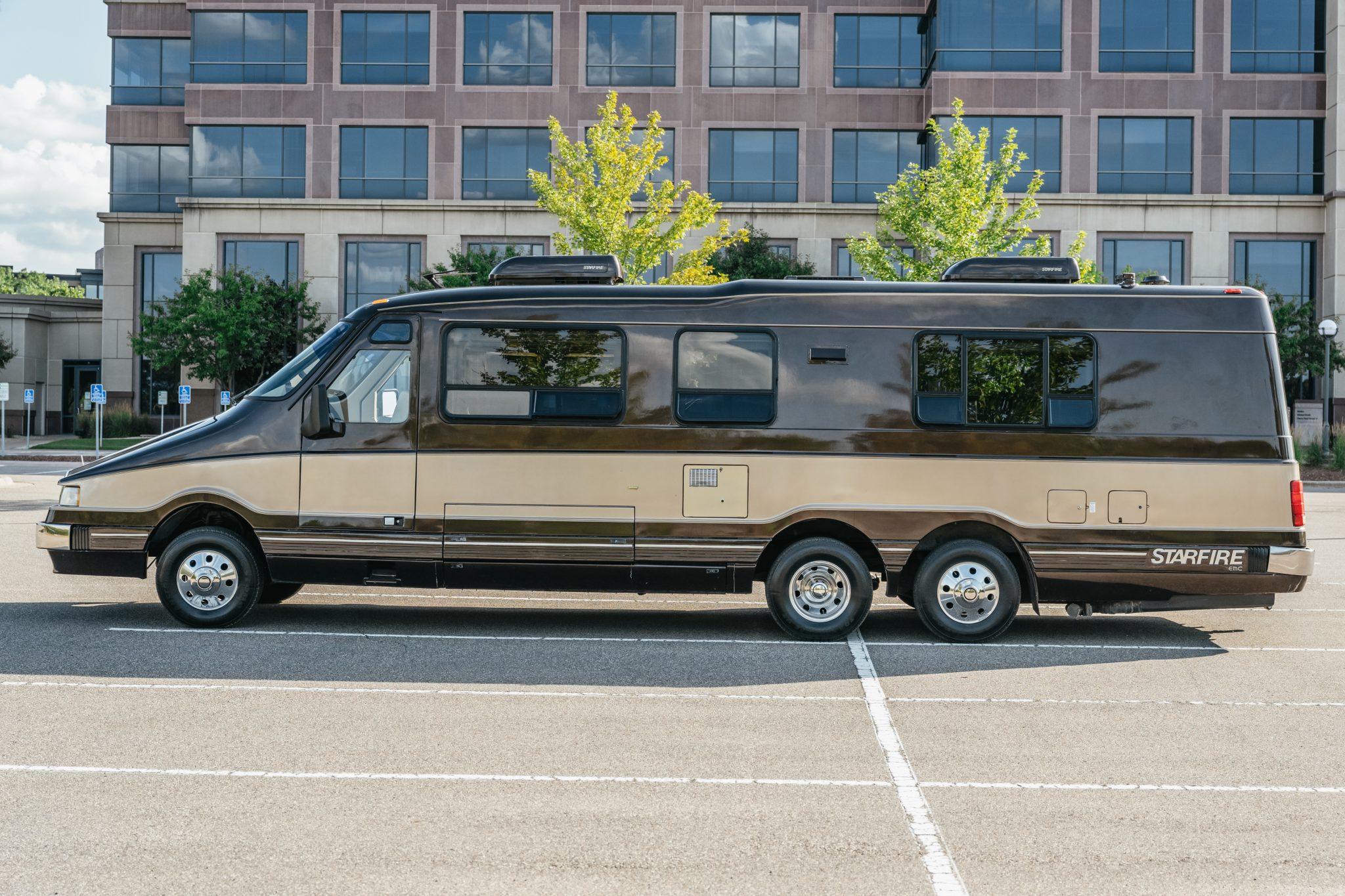 1987 Oldsmobile Starfire 