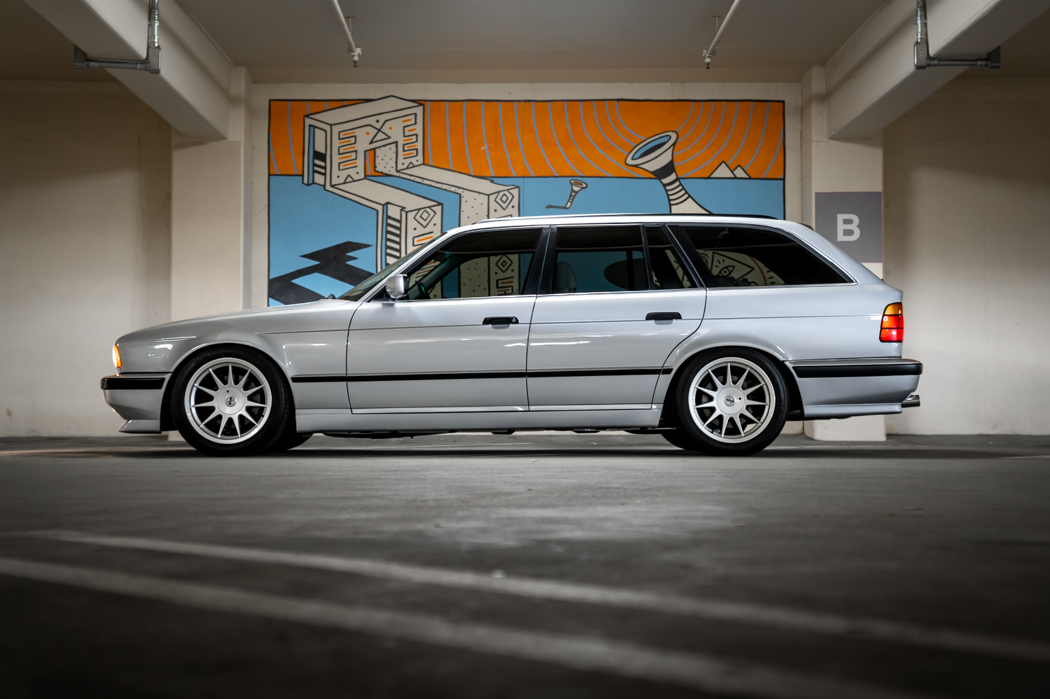 1994 BMW E34 5-Series 