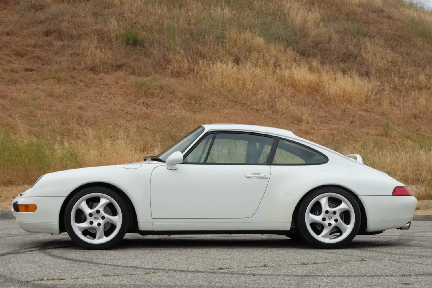 1995 Porsche 993 911 (Non-Turbo/GT2) 