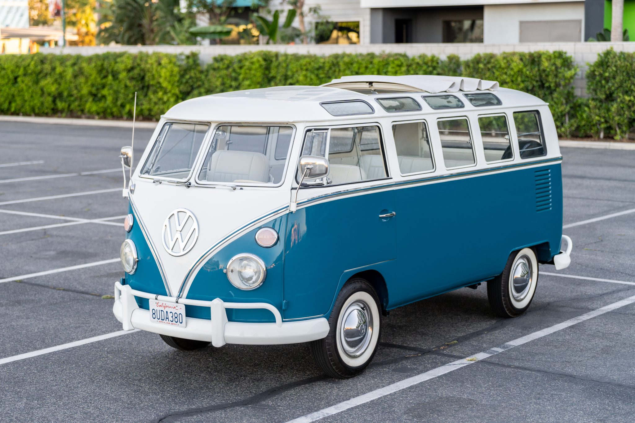 1965 Volkswagen Split-Window Bus 