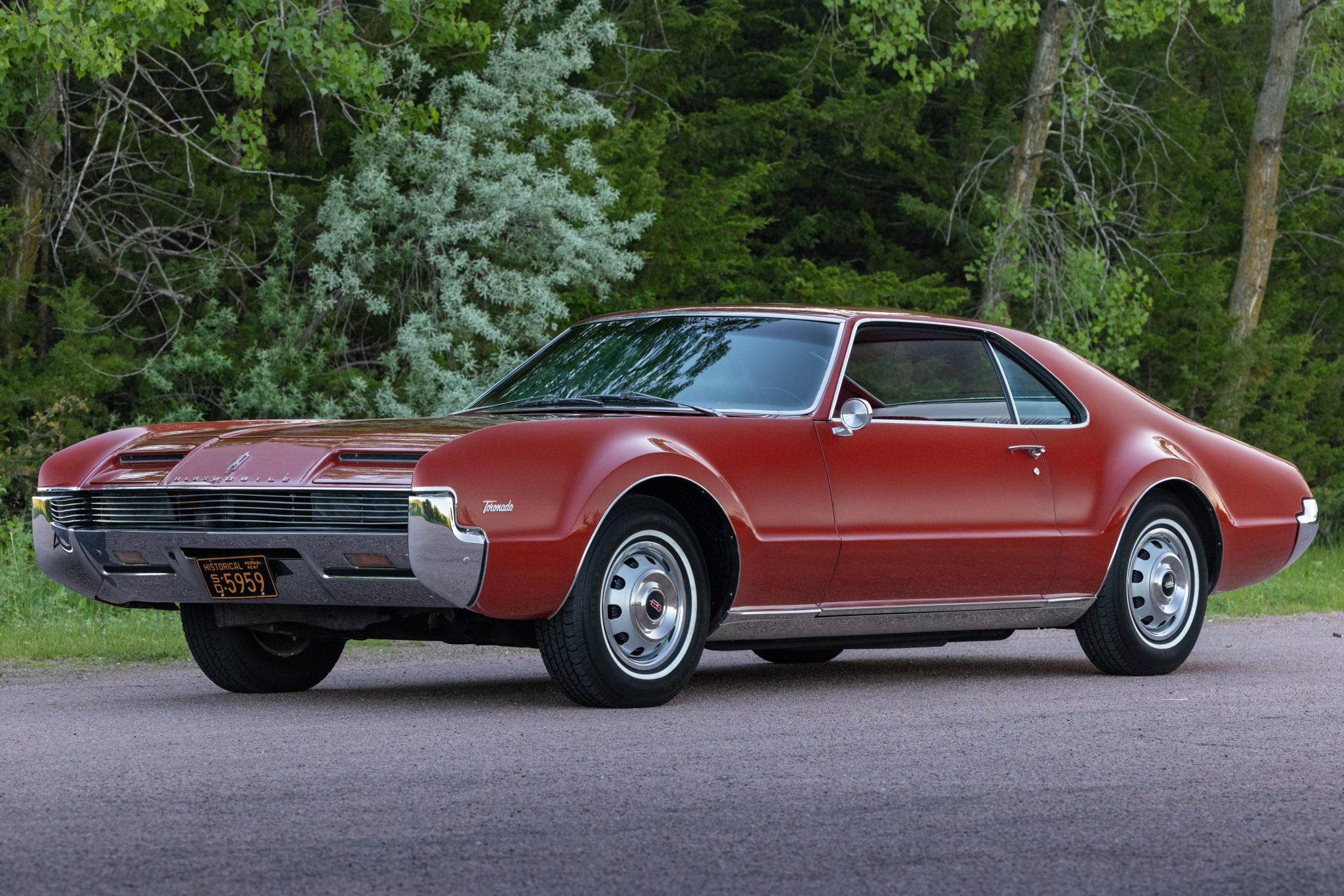 1966 Oldsmobile Toronado 