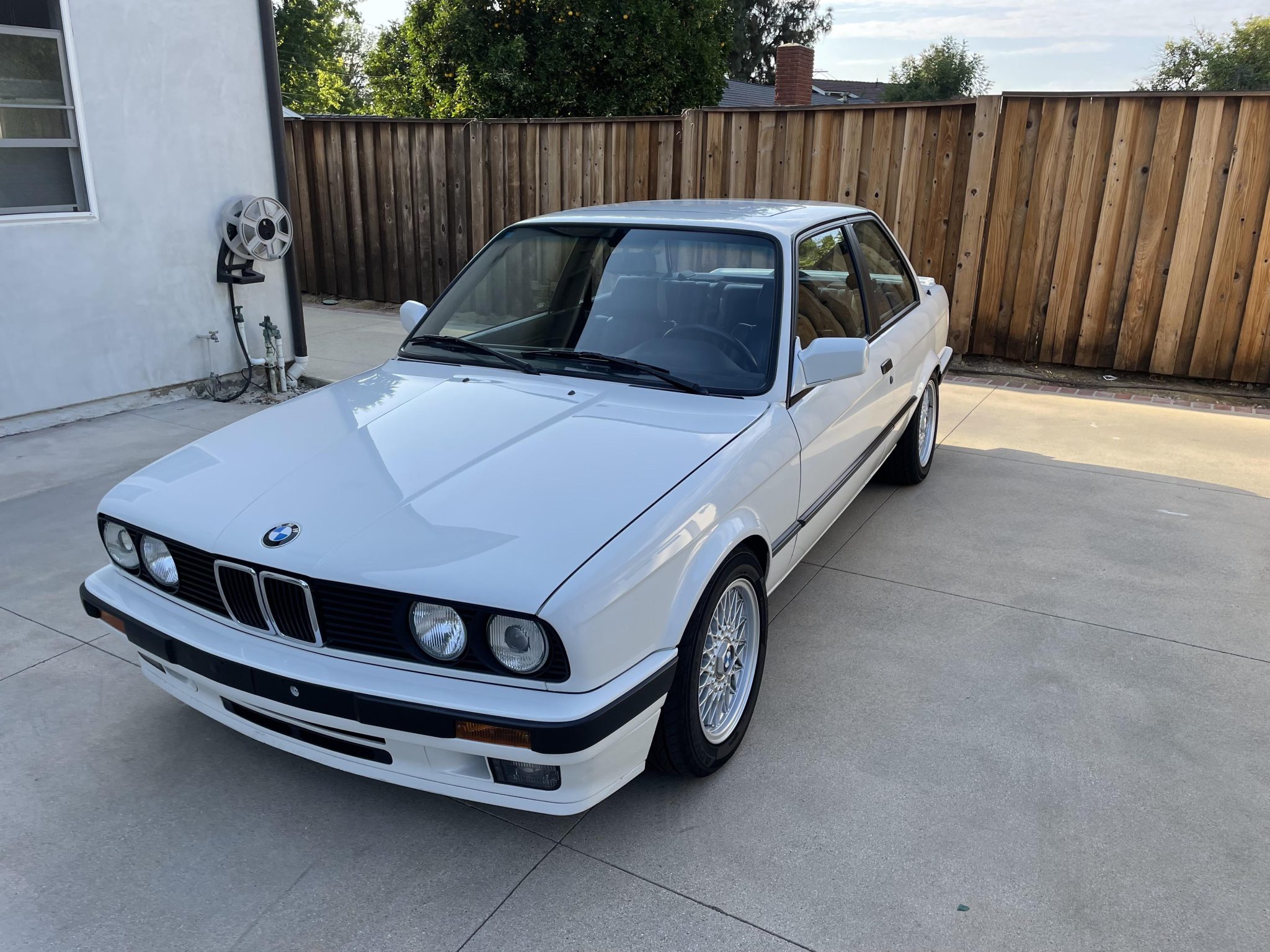 1989 BMW E30 3-Series Coupe 