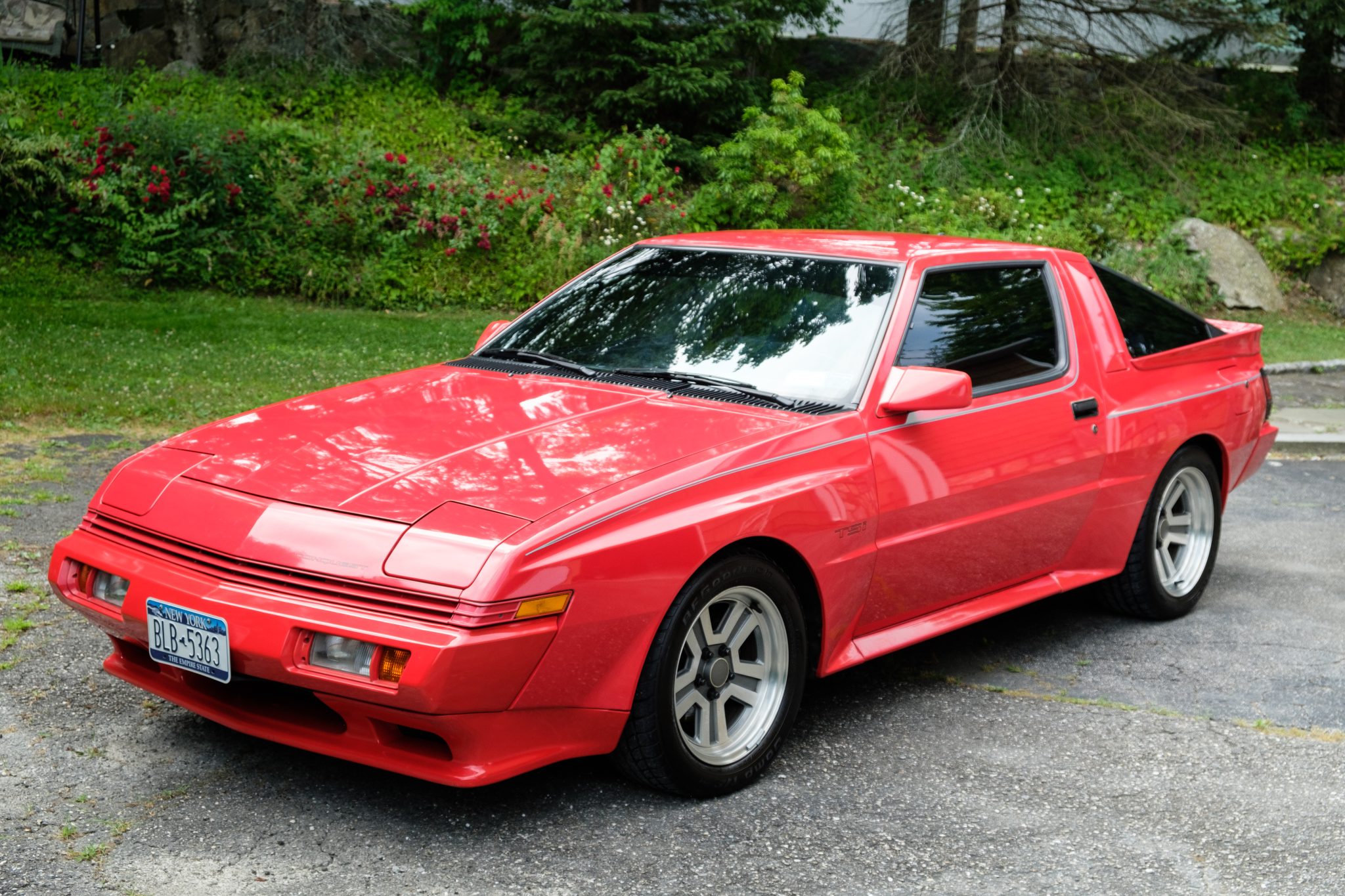 1989 Chrysler Conquest & Mitsubishi Starion 