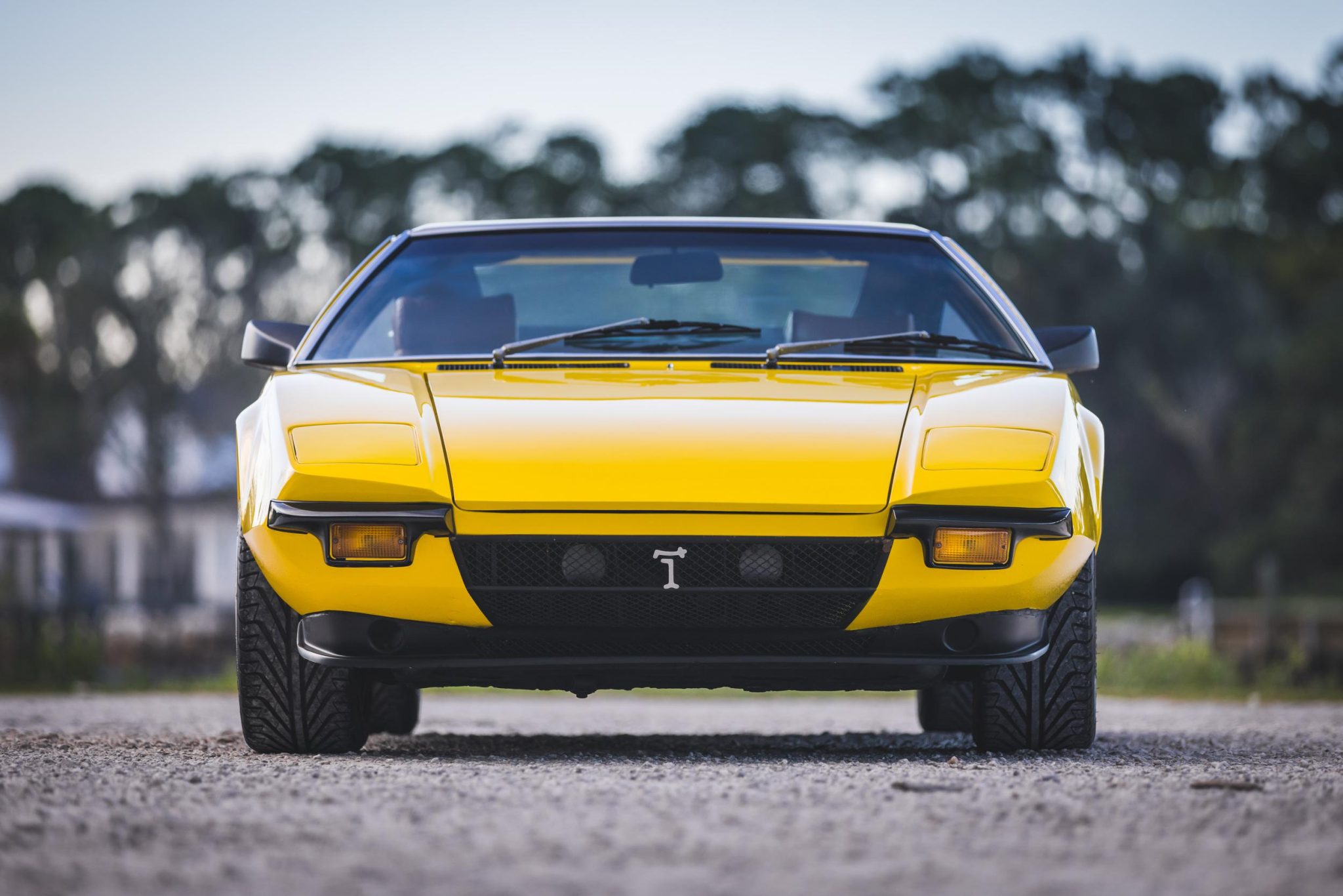 1971 DeTomaso Pantera 