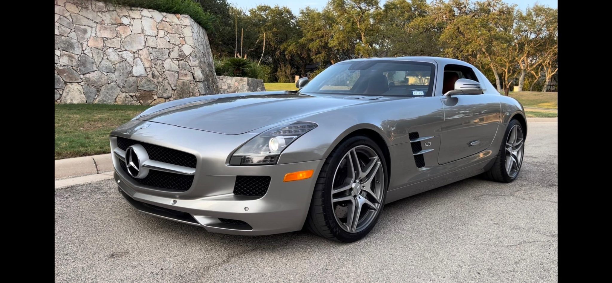 2011 Mercedes-Benz SLS AMG 