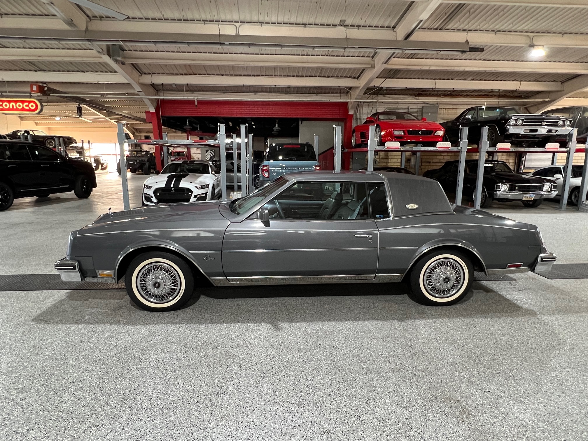 1985 Buick Riviera 