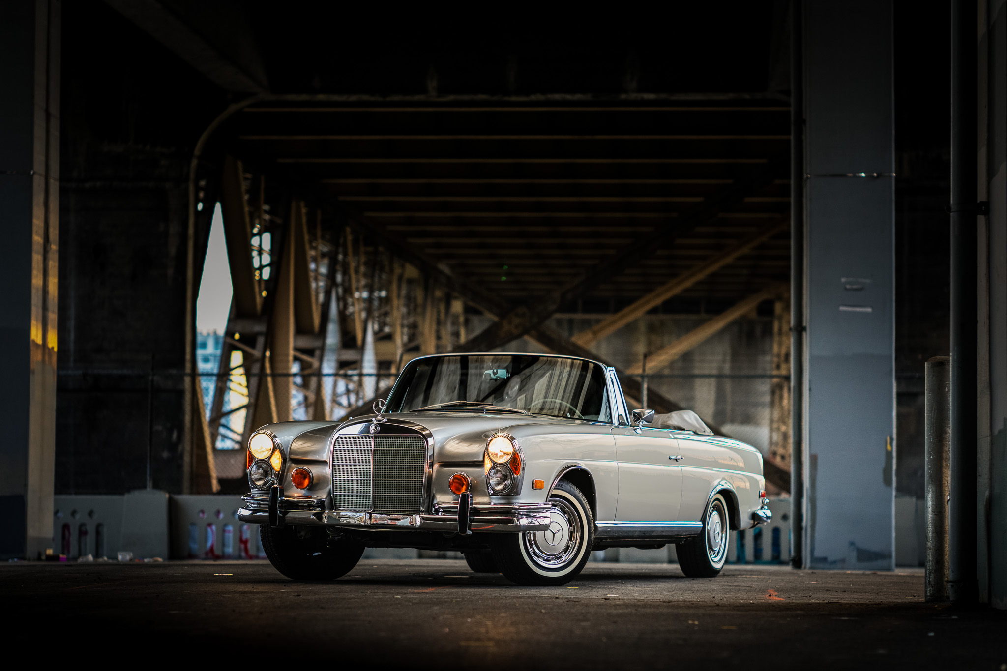 1963 Mercedes-Benz W111 Coupe & Cabriolet 