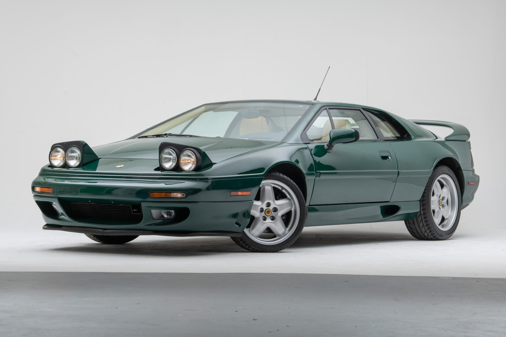 1995 Lotus Esprit 