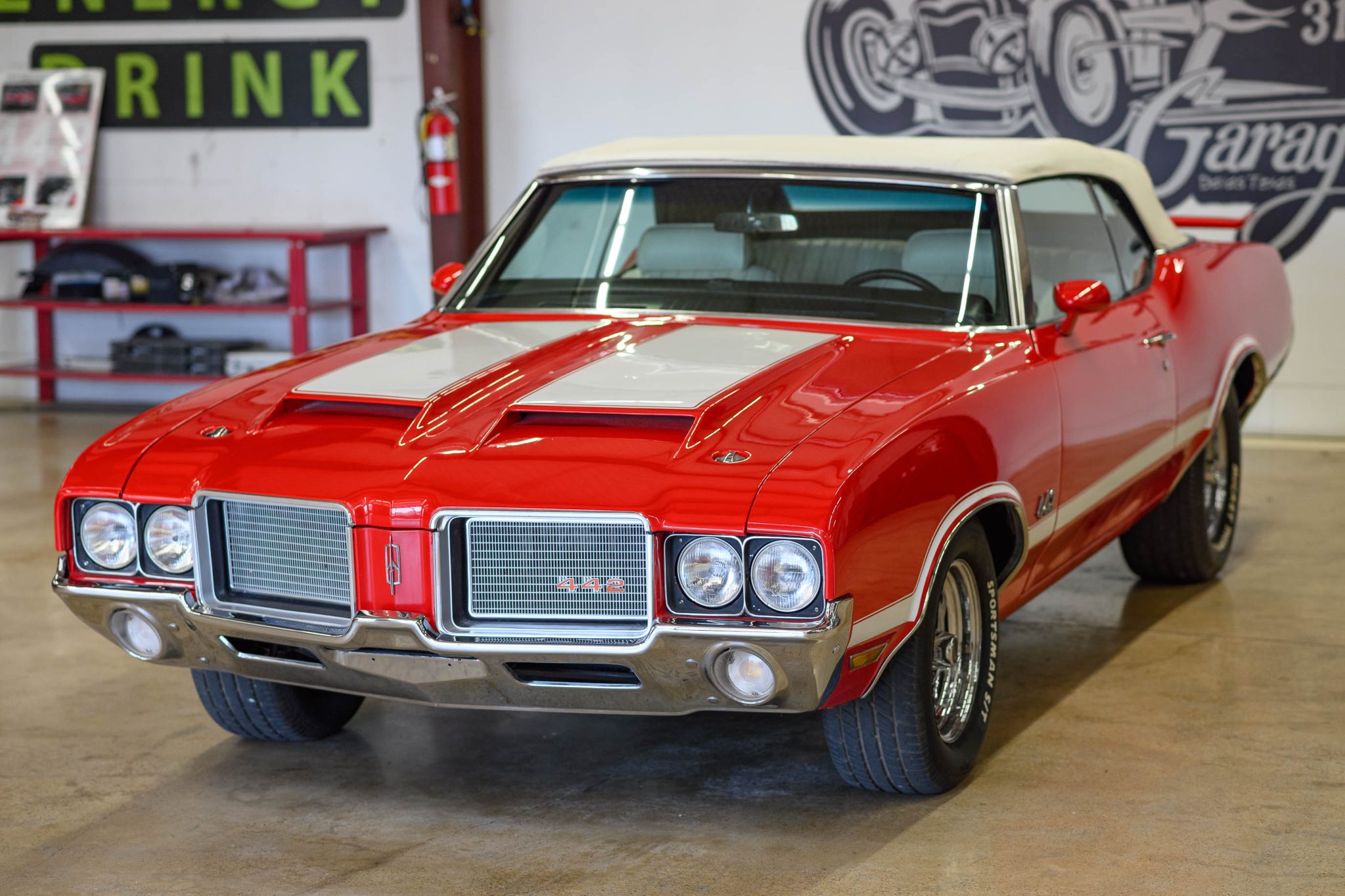 1972 Oldsmobile Cutlass 