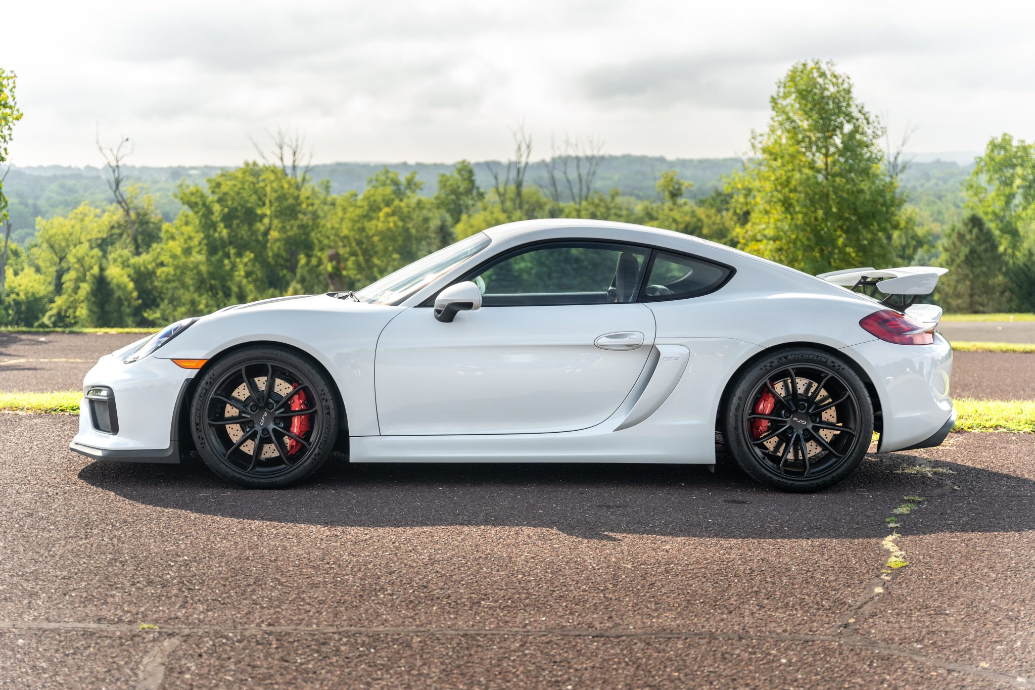 2016 Porsche Cayman GT4 