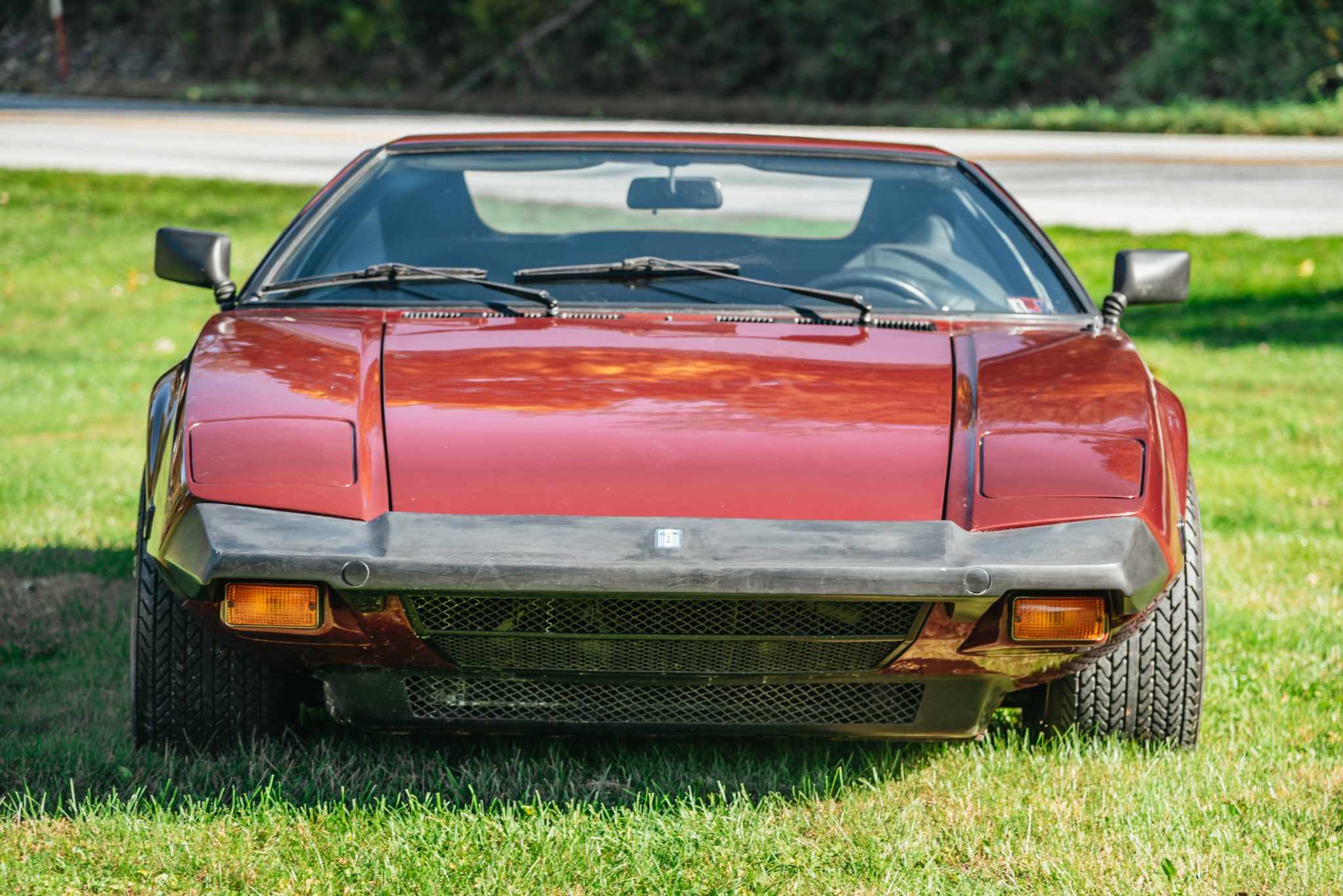 1974 DeTomaso Pantera 