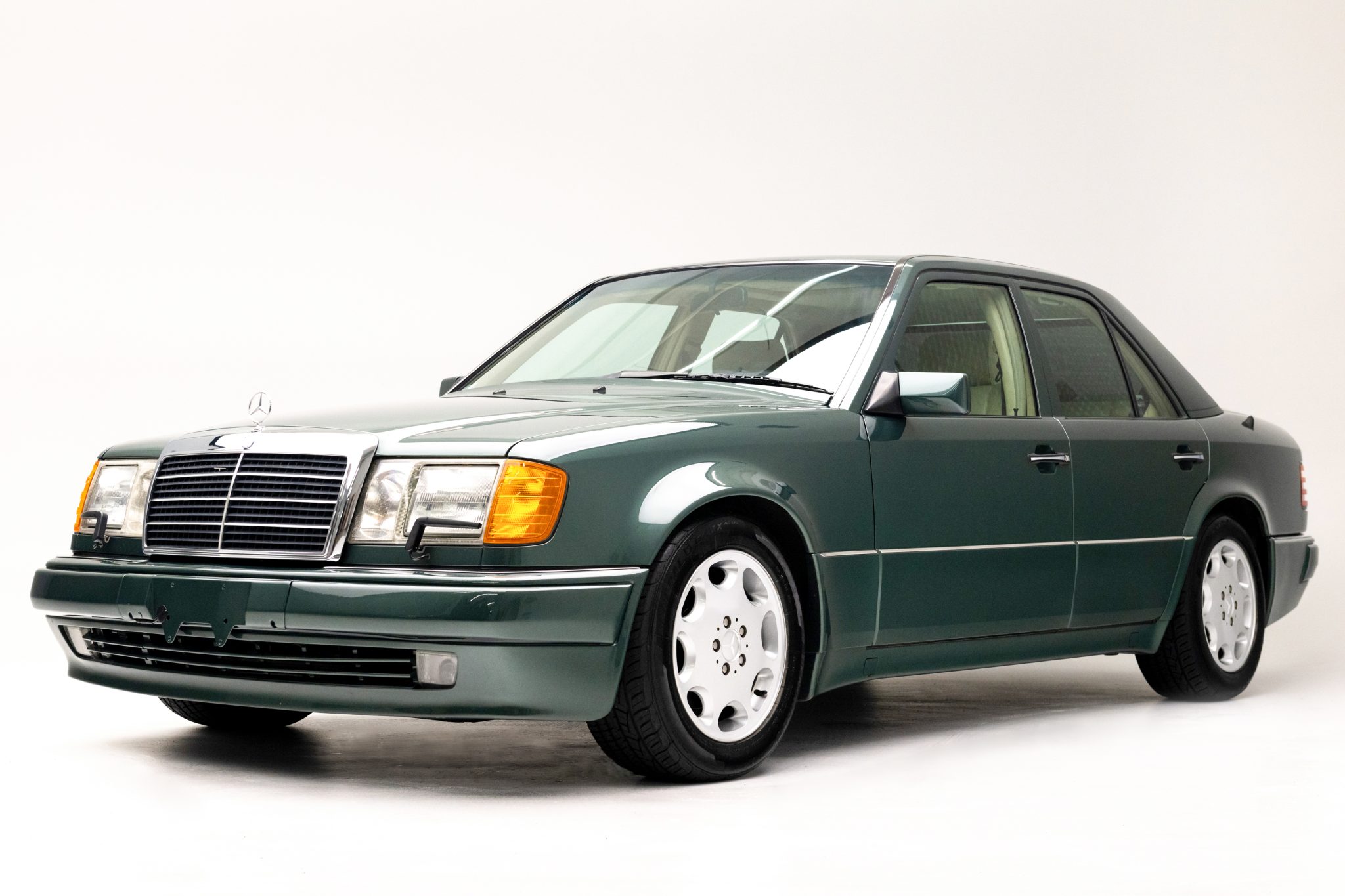 1993 Mercedes-Benz 500E & E500 