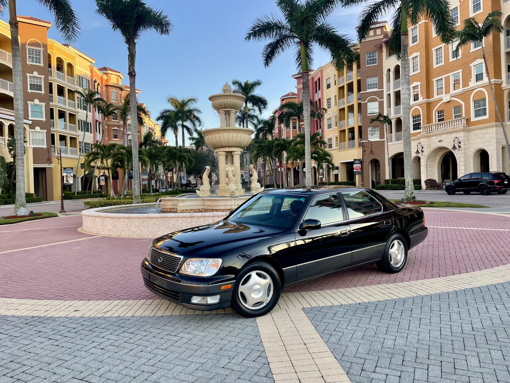 1999 Lexus LS Sedan 