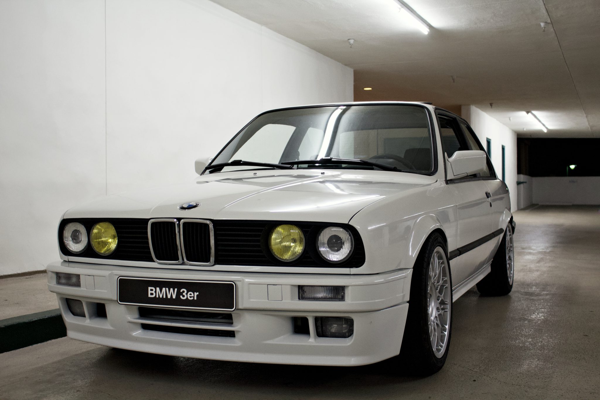 1991 BMW E30 3-Series Coupe 