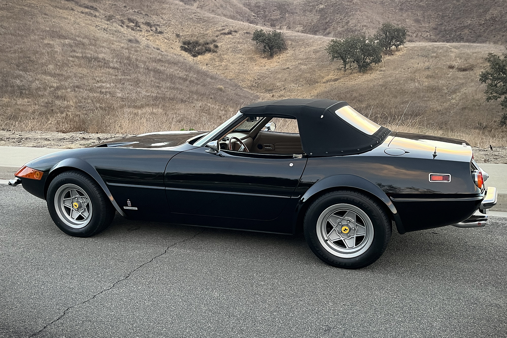 1974 Ferrari 365 GTS/4 Daytona Spyder Replica 