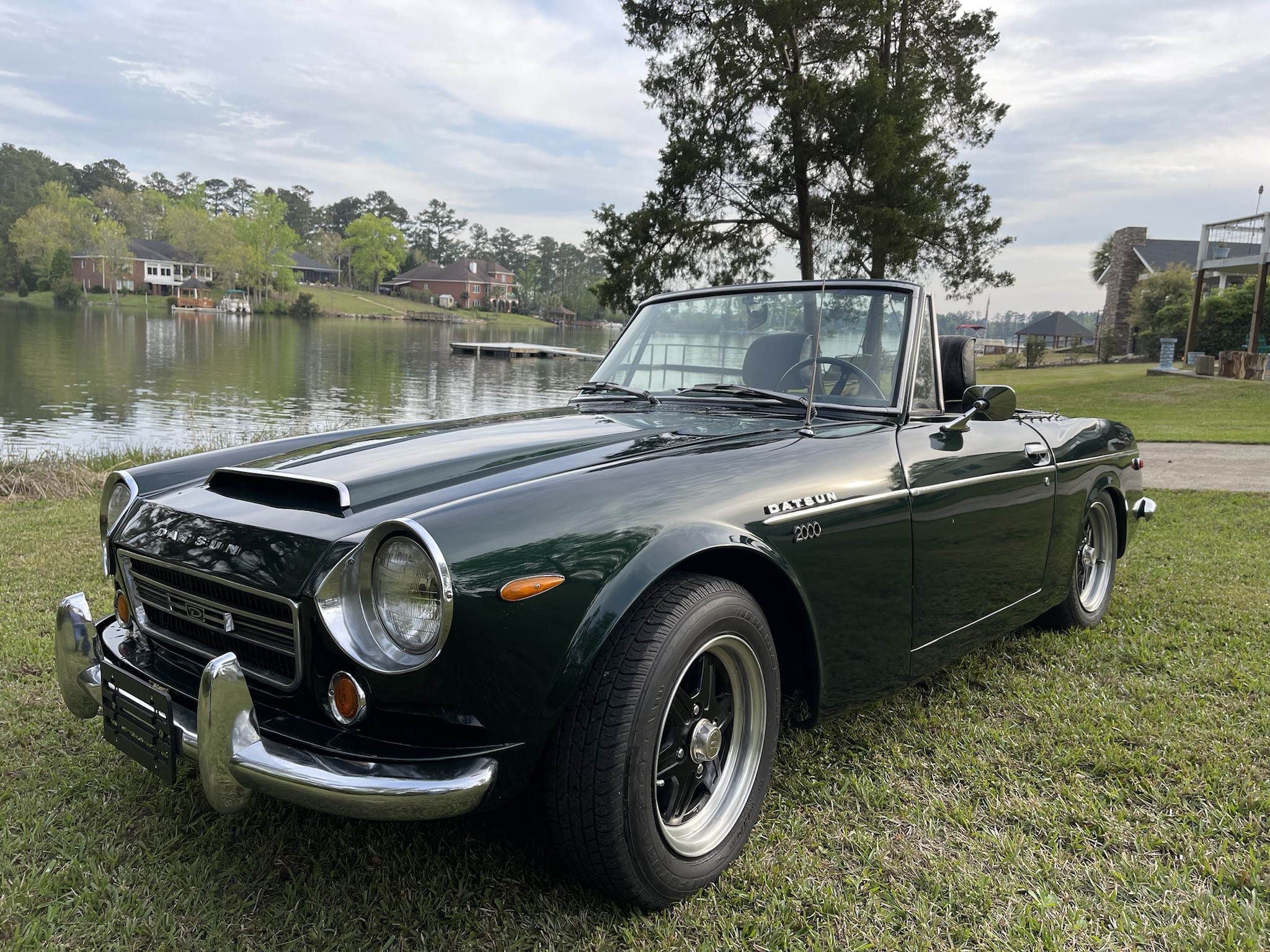 1969 Datsun Roadster 