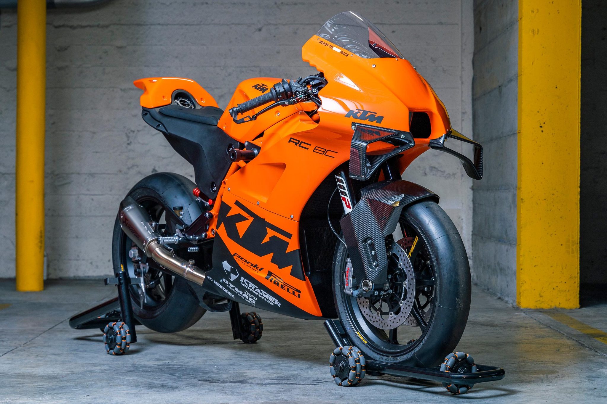 2022 KTM RC 8C 