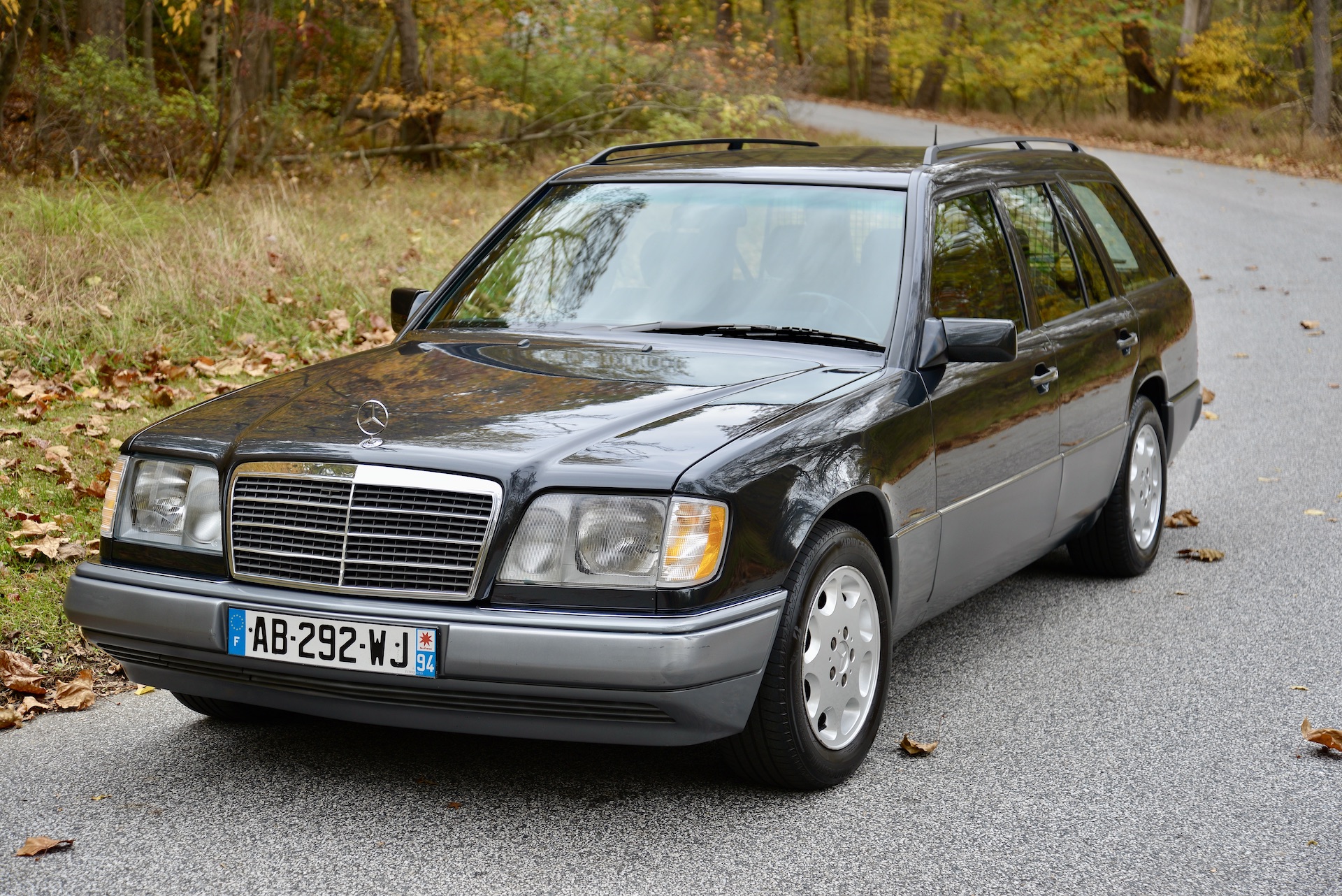 1994 Mercedes-Benz W124 E-Class 