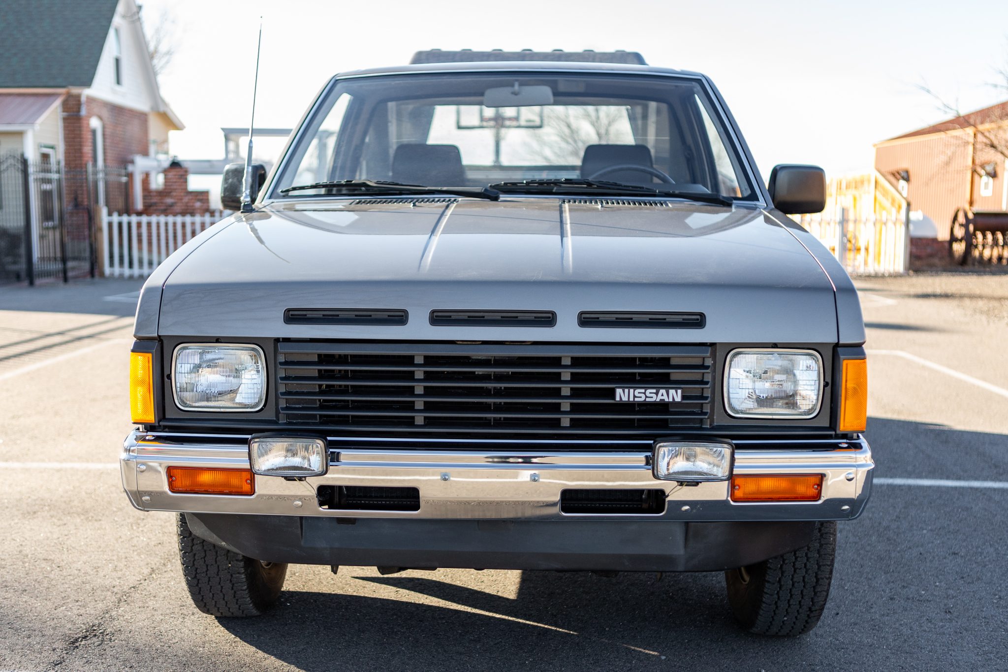 1987 Nissan Pickup 