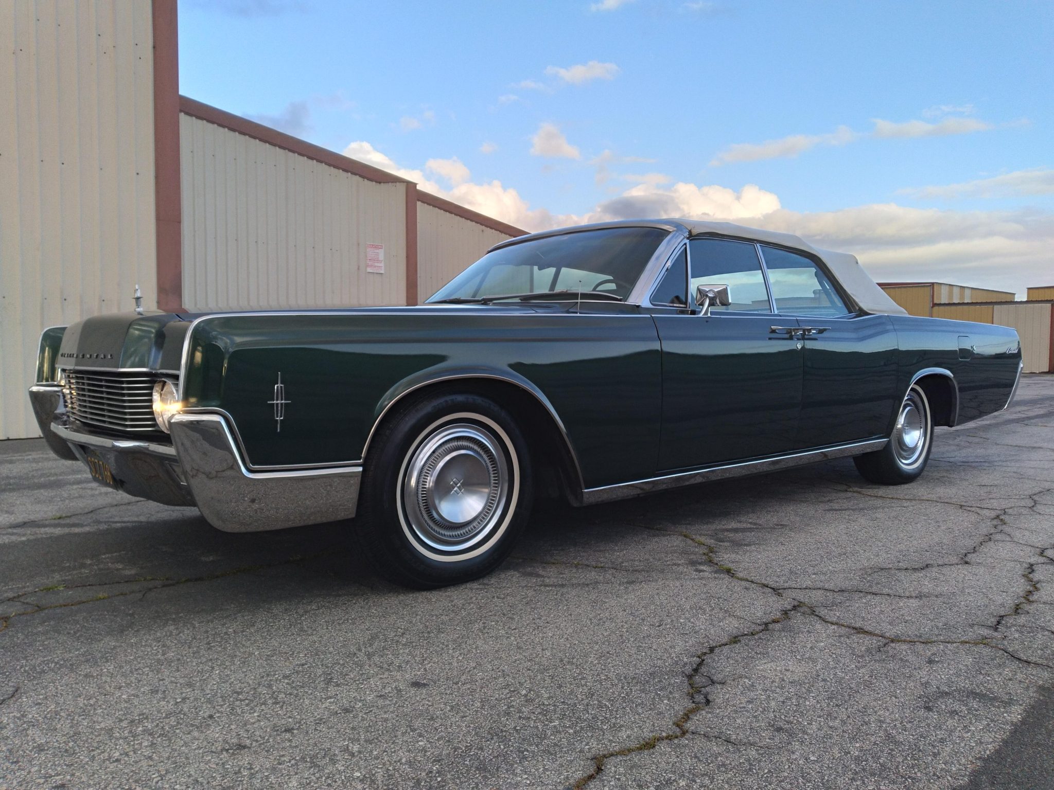 1966 Lincoln Continental (1961-1969) 