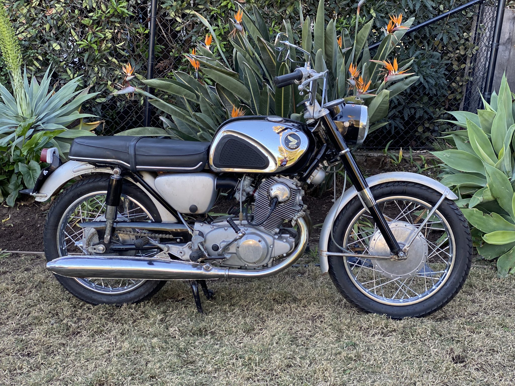1965 Honda Dream, CB77 Super Hawk, & CL77 Scrambler 