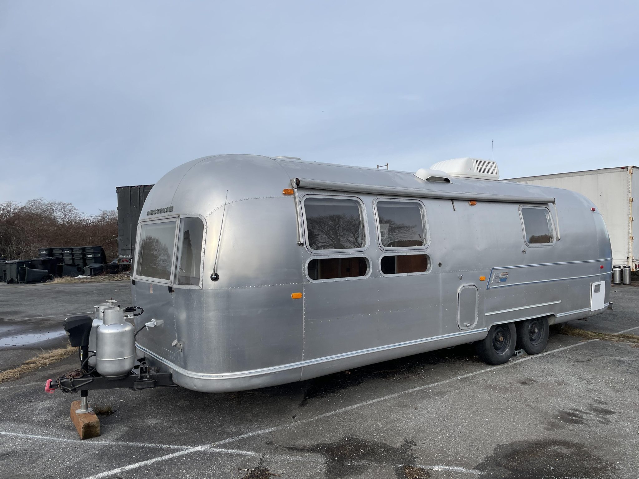 1969 Parts and Automobilia – Trailers 