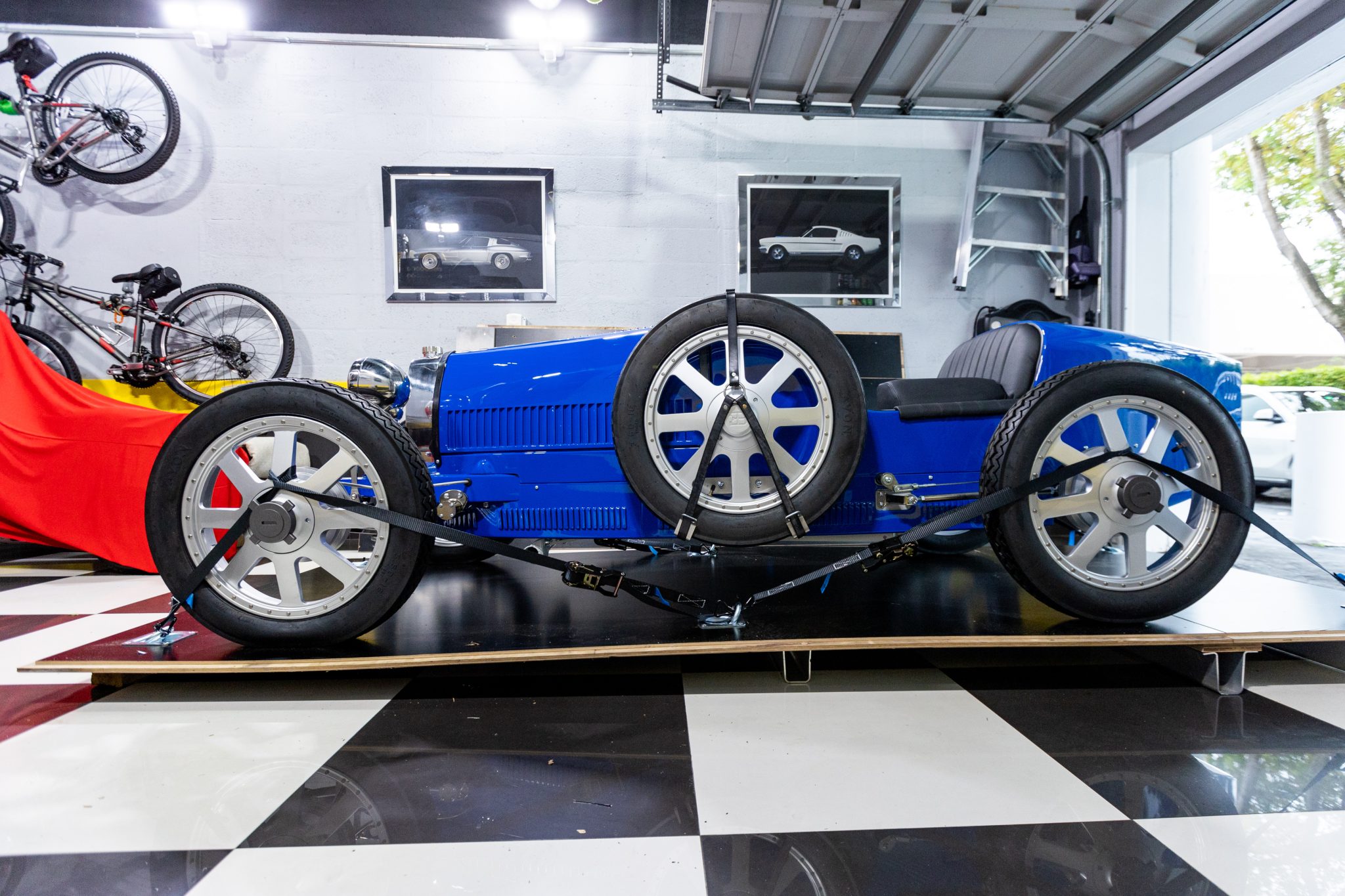 2022 Parts and Automobilia – Mini Cars 